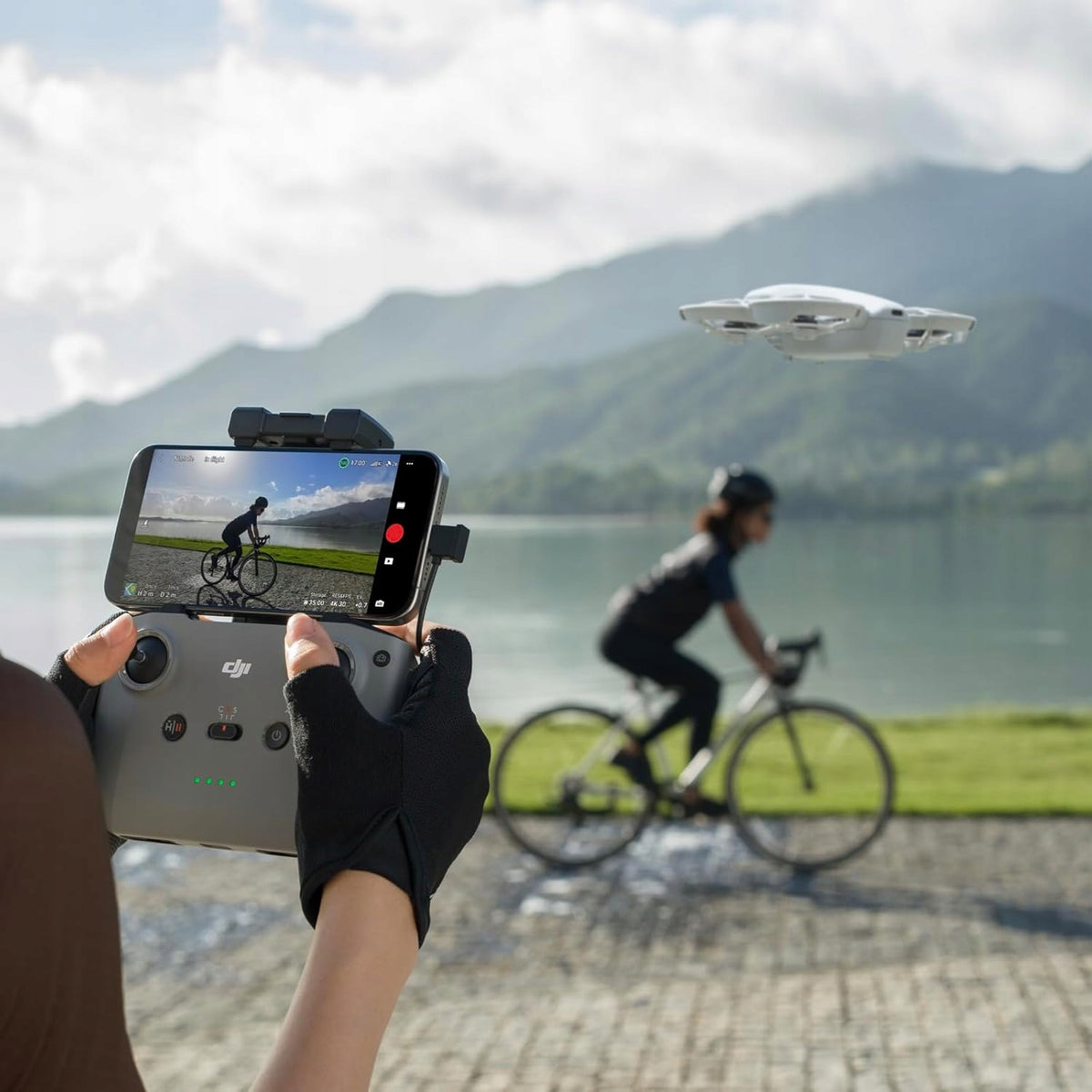 DJI Neo Fly More Combo mini drone 4K UHD 135g RC-N3 3 batteries Manufacturer code DJI Neo Fly More Combo