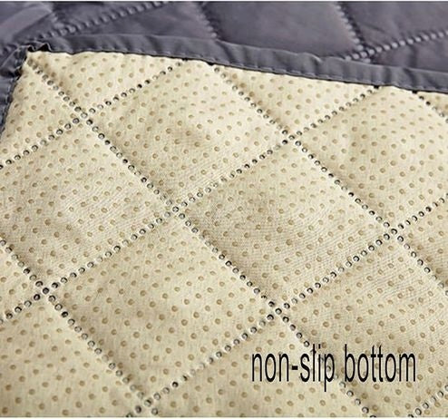 DOG AND CAT MAT 75x75 cm NUKA – NON-SLIP MAT FOR COUCH AND FLOOR Manufacturer code IMP30489