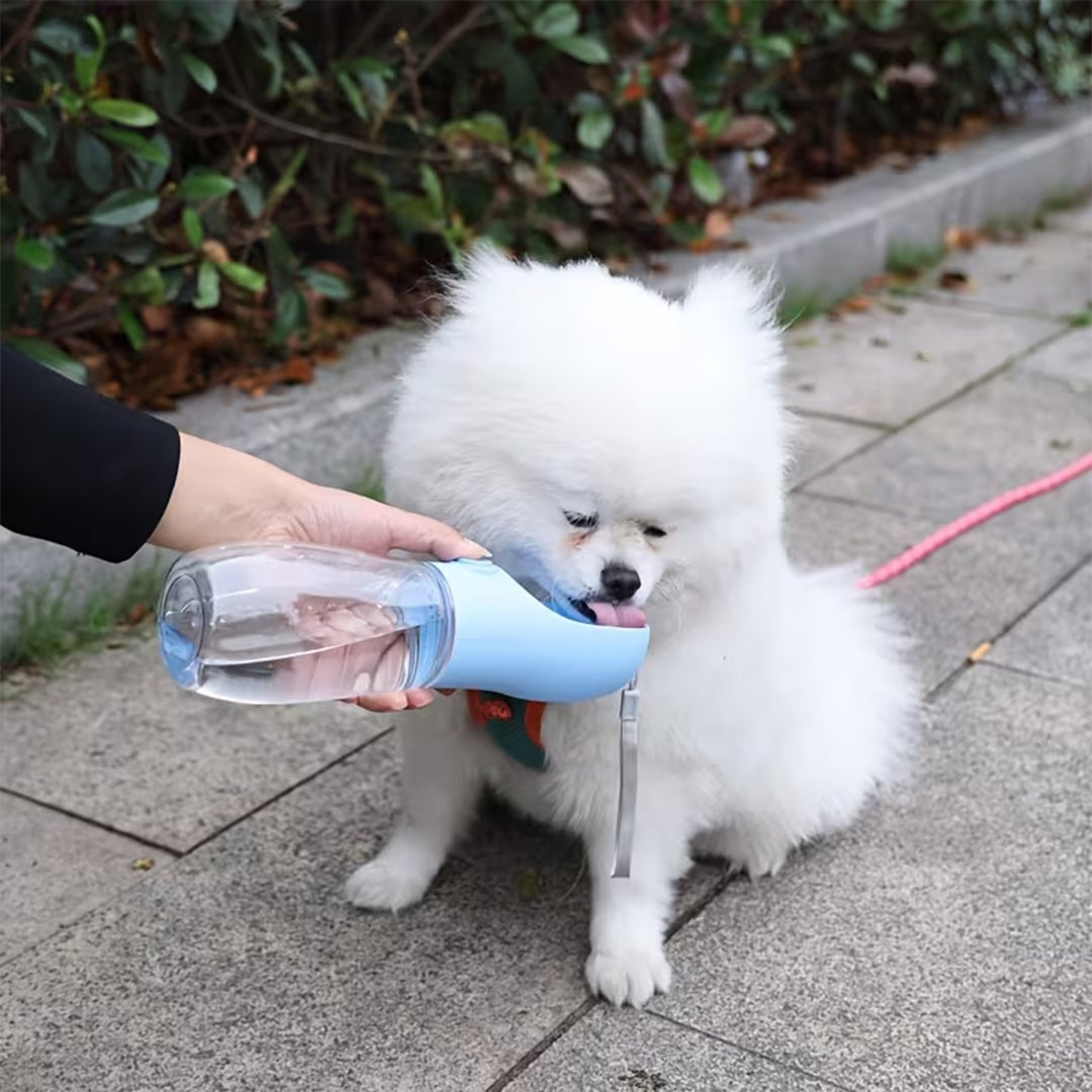 DOG WATER BOTTLE TOURIST DRINKER WATER BOTTLE TRAVEL BOWL 500ml Manufacturer code NIEBIESKA BUTELKA PODRÓŻNA DLA PSA HOMEY