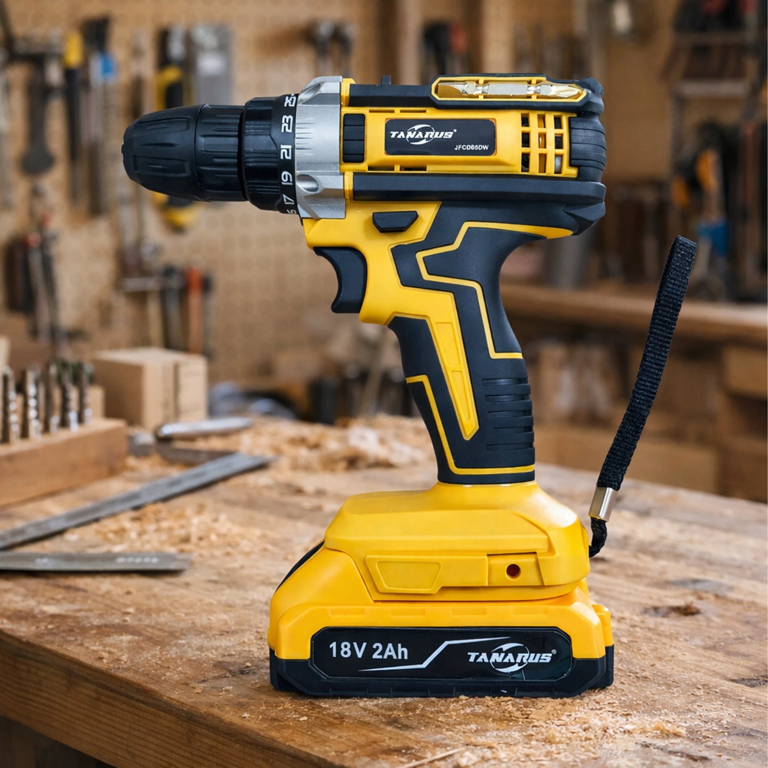 DRILL CORDLESS SCREWDRIVER STRONG SCREWDRIVER 2X AKU 18V SET SUITCASE Manufacturer code KD1566