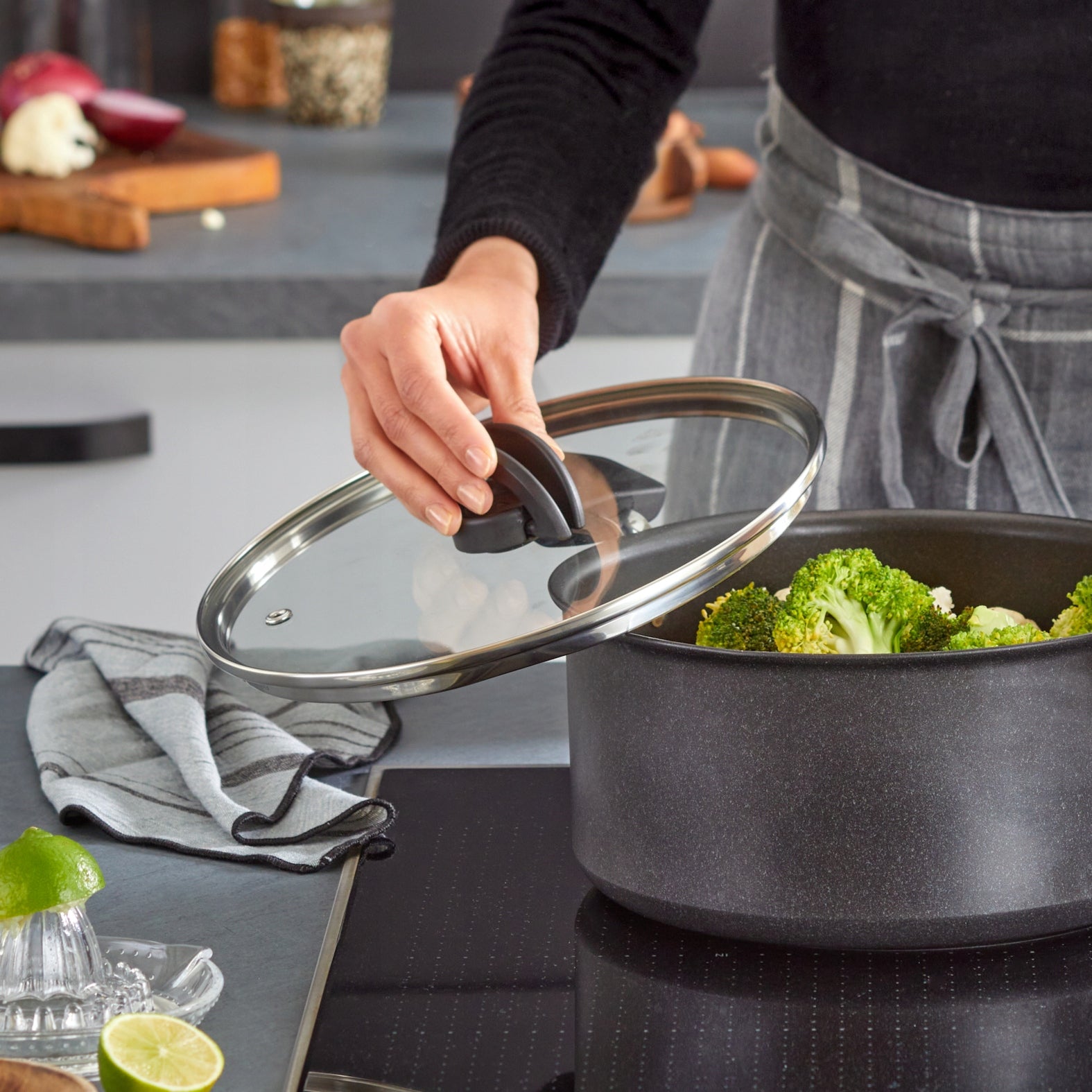 Deep frying pan 24 cm non-stick Tefal Expertise Plus, INDUCTION Manufacturer code G3213202