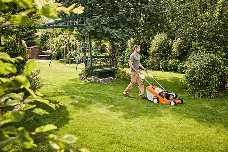 Diesel mower STIHL RM 443 V 2,80 HP with basket 55 l 41 cm Packaging status original