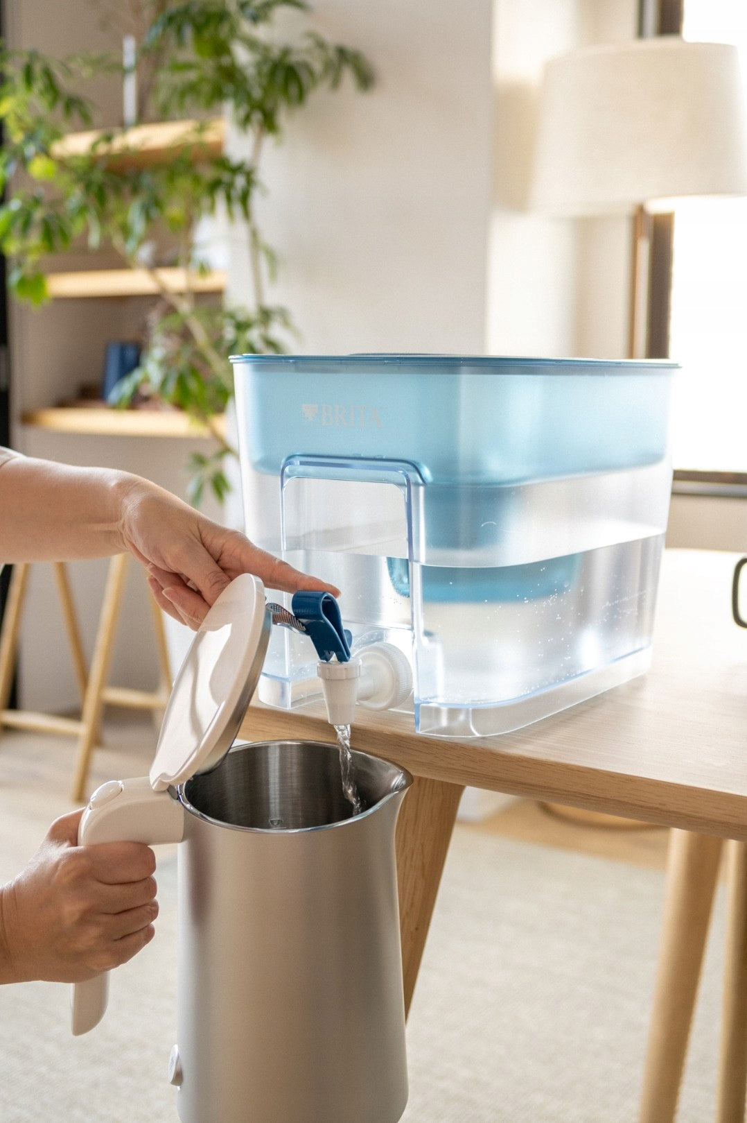 Distributor filter jug BRITA Flow 8,2l + water filter MAXTRA PRO Manufacturer code 1052805