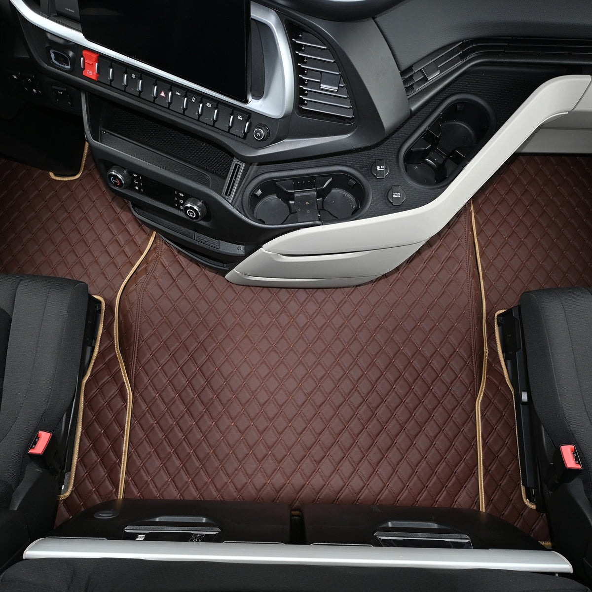 Double quilted mats ROYAL IVECO S-WAY from 2024 measure brown