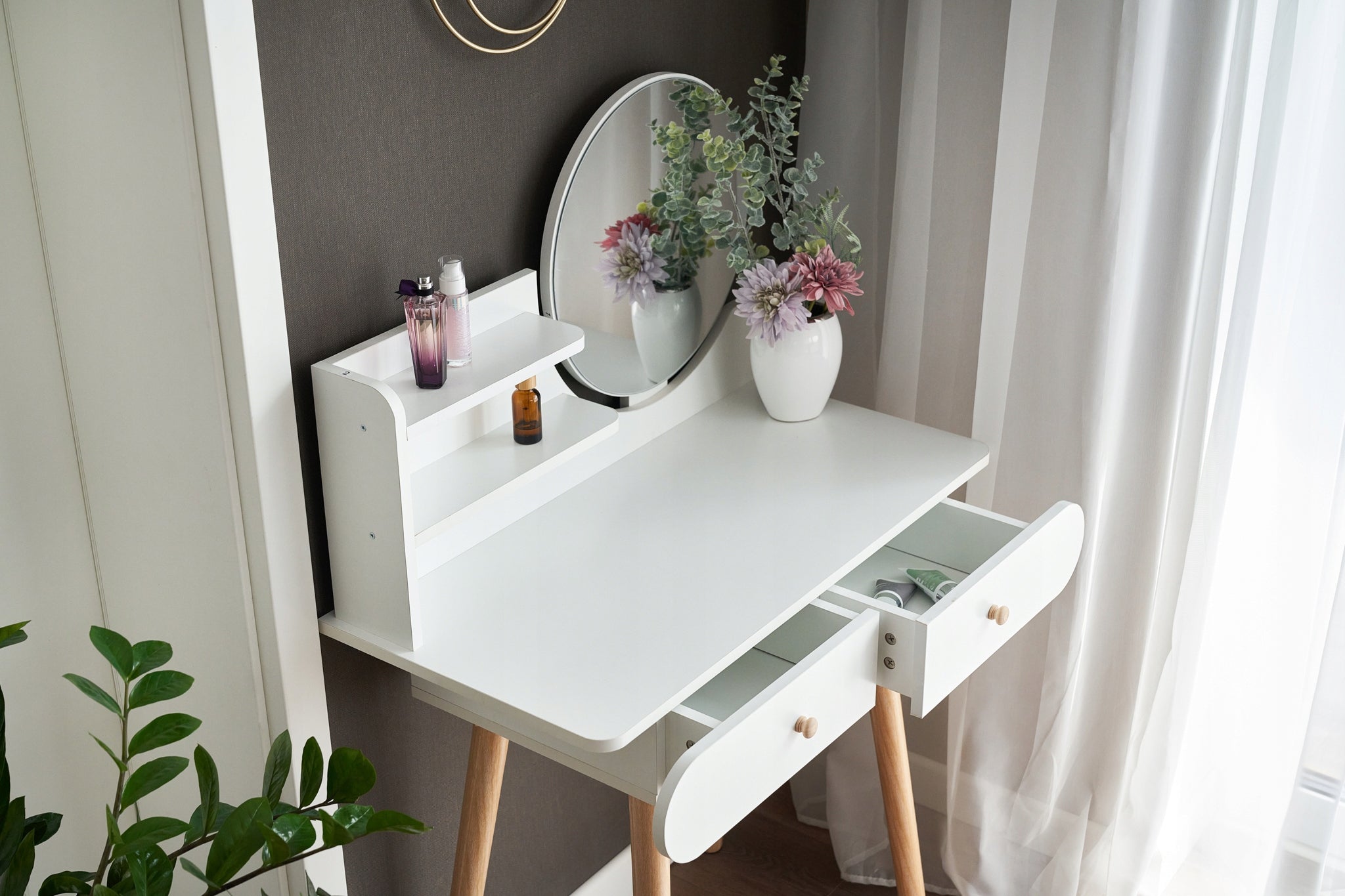 Dressing Table with mirror SCANDI cosmetic Scandinavian white Brand Jumi