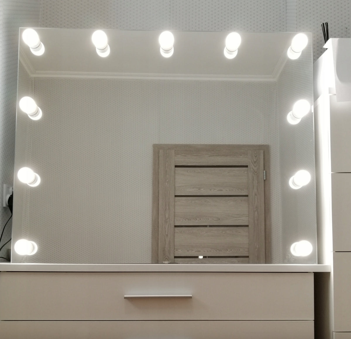Dressing table AMI 100 BN - FOR MAKE-UP, MAKE-UP, MAKE-UP Color white