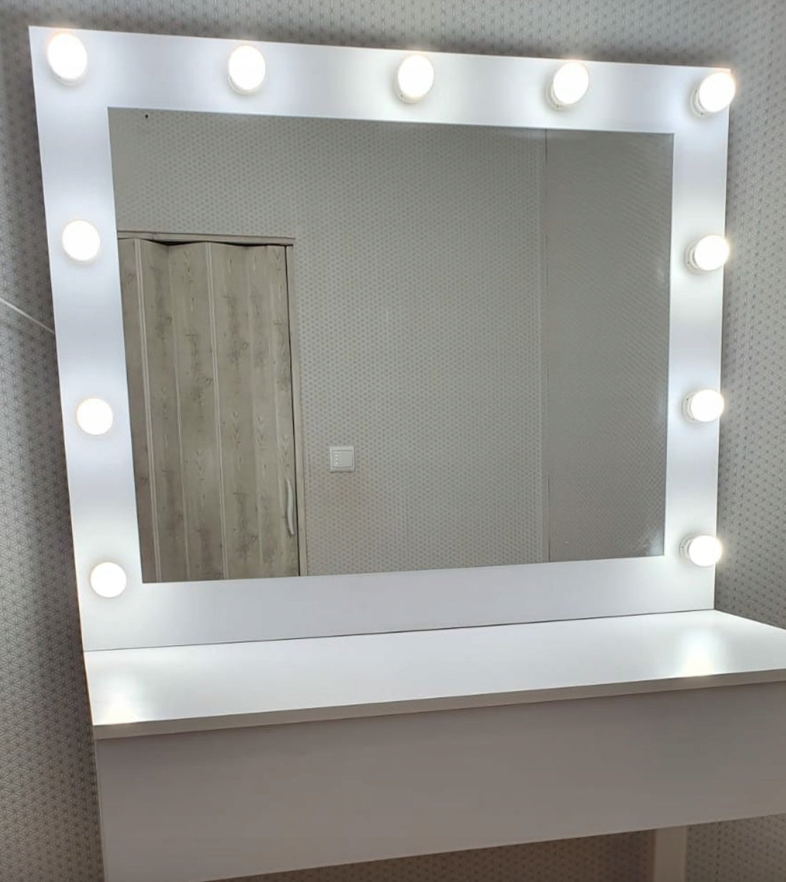 Dressing table AMI 100 cN - FOR MAKE-UP, MAKE-UP, MAKE-UP Brand JH