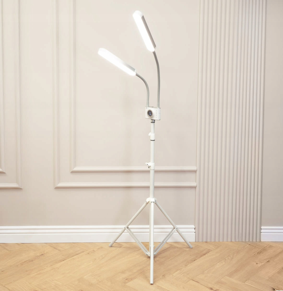 Duo Star LED Cosmetic Lamp Floor Two Arm Eyelash Extensions Packaging status original