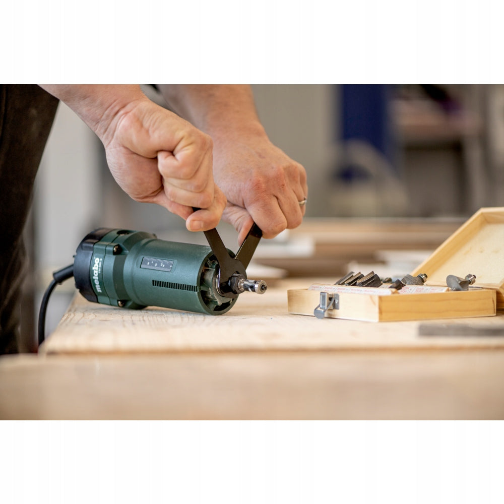 EDGE MILLING MACHINE METABO FM 500-6 WITH 6MM INTERCHANGEABLE CUTTER SET Tool holder (mm) 6
