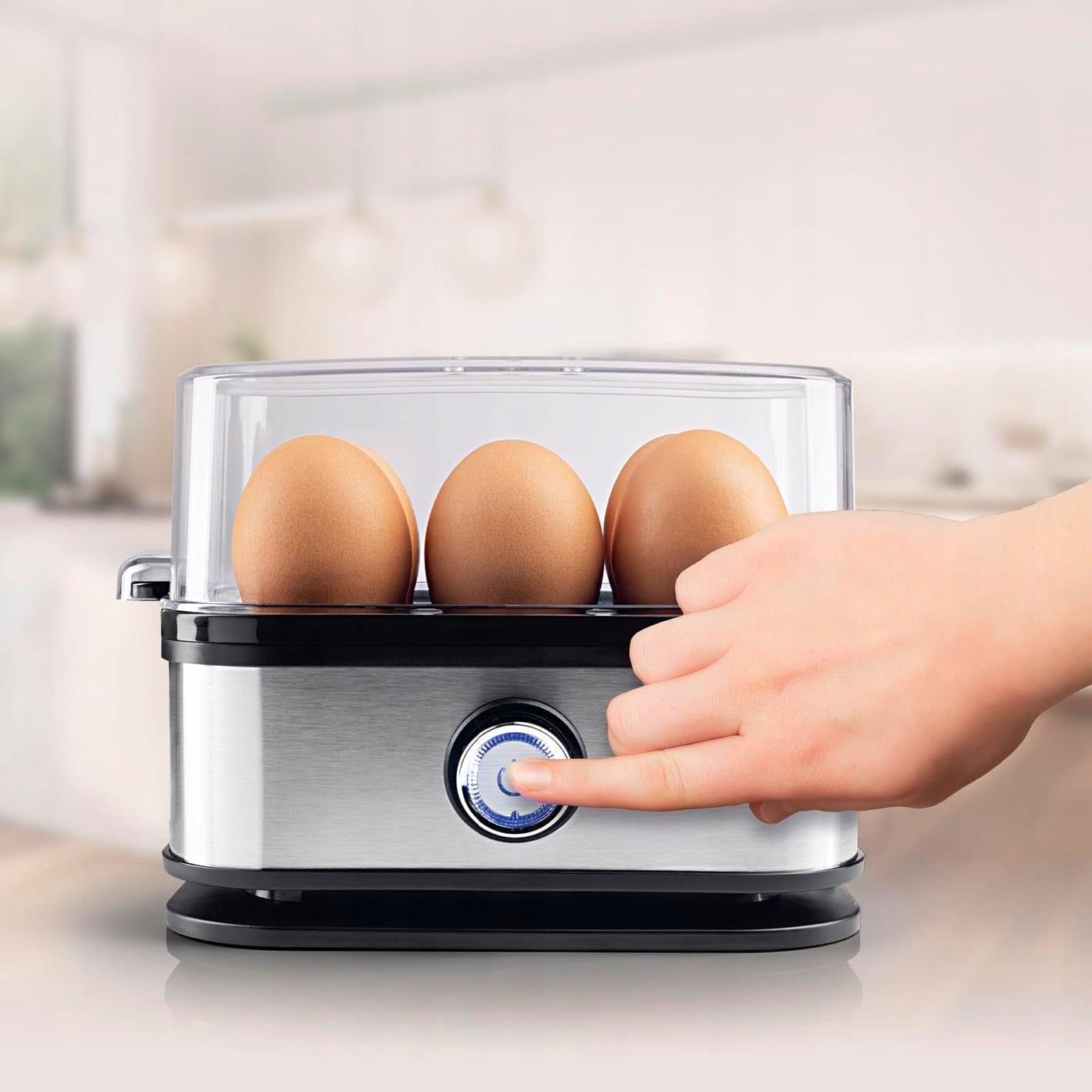 EGG COOKER FOR 6 EGGS WITH PUNCHER IN CUP WITH MEASURING CUP 3 DEGREES OF HARDNESS Brand Gourmetmaxx