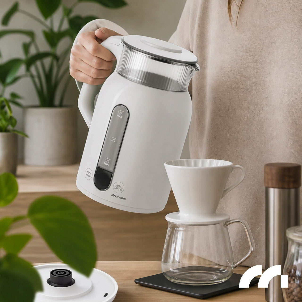 ELECTRIC KETTLE WITH TEMPERATURE CONTROL LED HEAT SUPPORT 1,5L Packaging status original