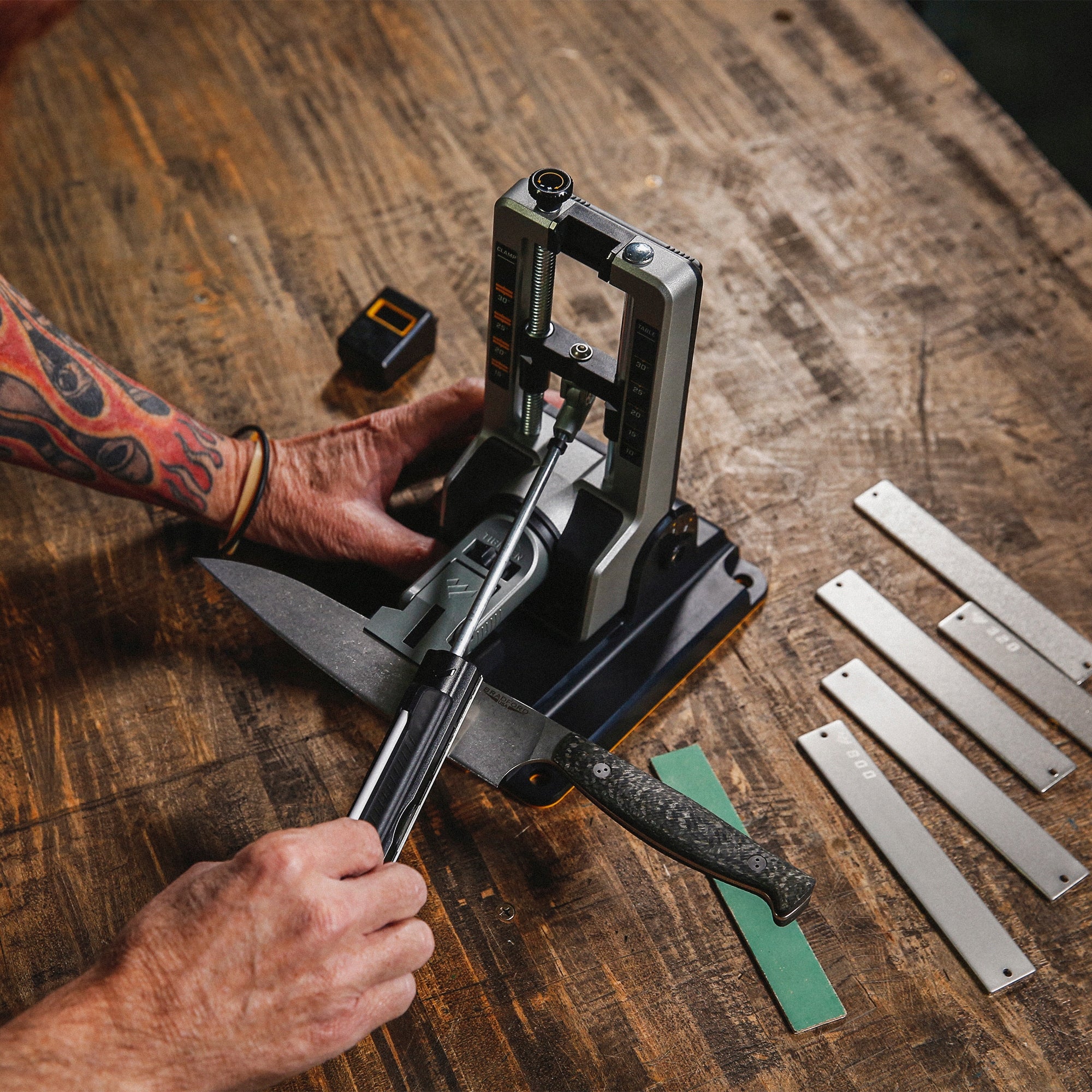 ELECTRIC KNIFE SHARPENER WORK SHARP Professional Precision Adjust + LANYARD Packaging status original