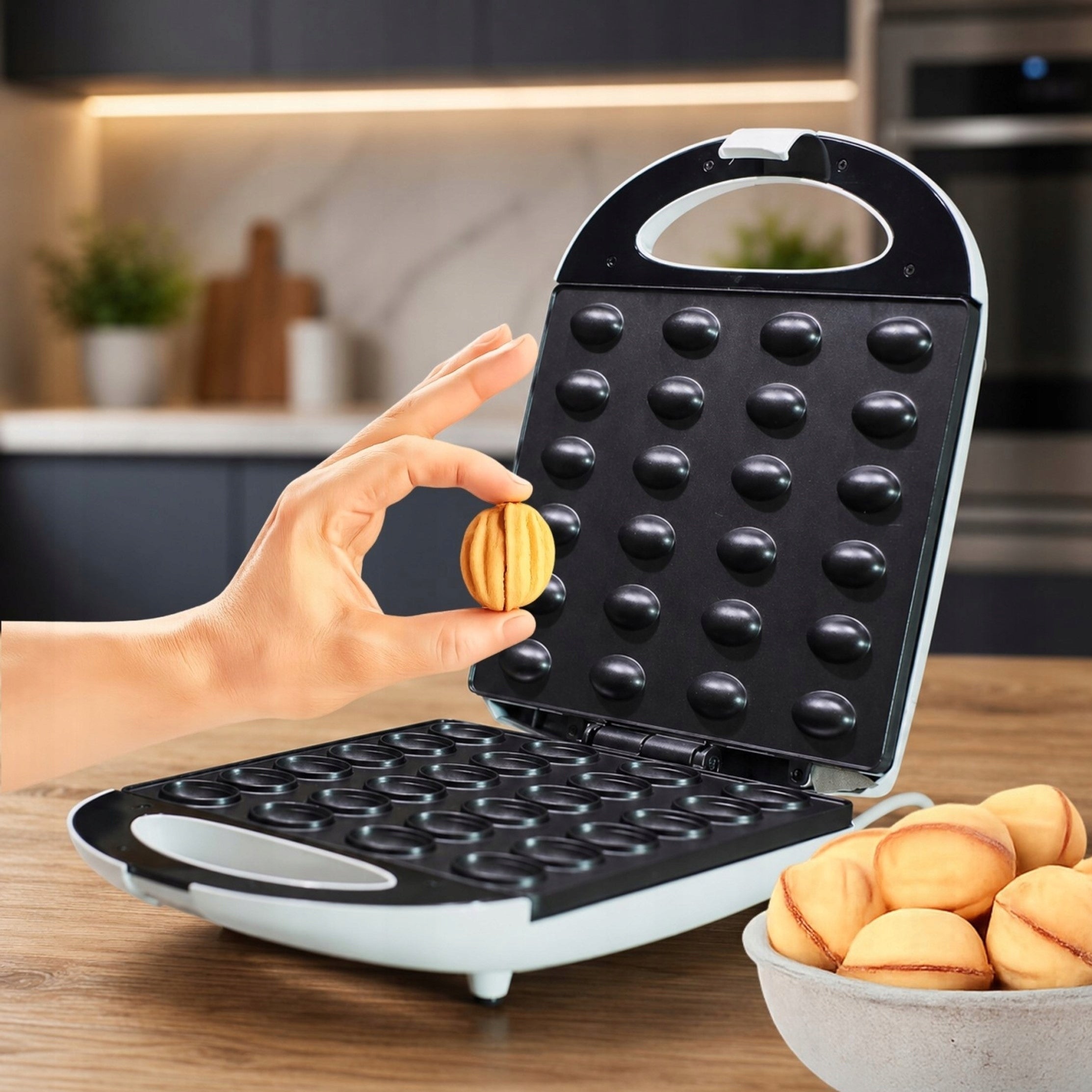ELECTRIC PEANUT TOASTER 24PCS WHITE MOLD XXL Manufacturer code ZLN2809