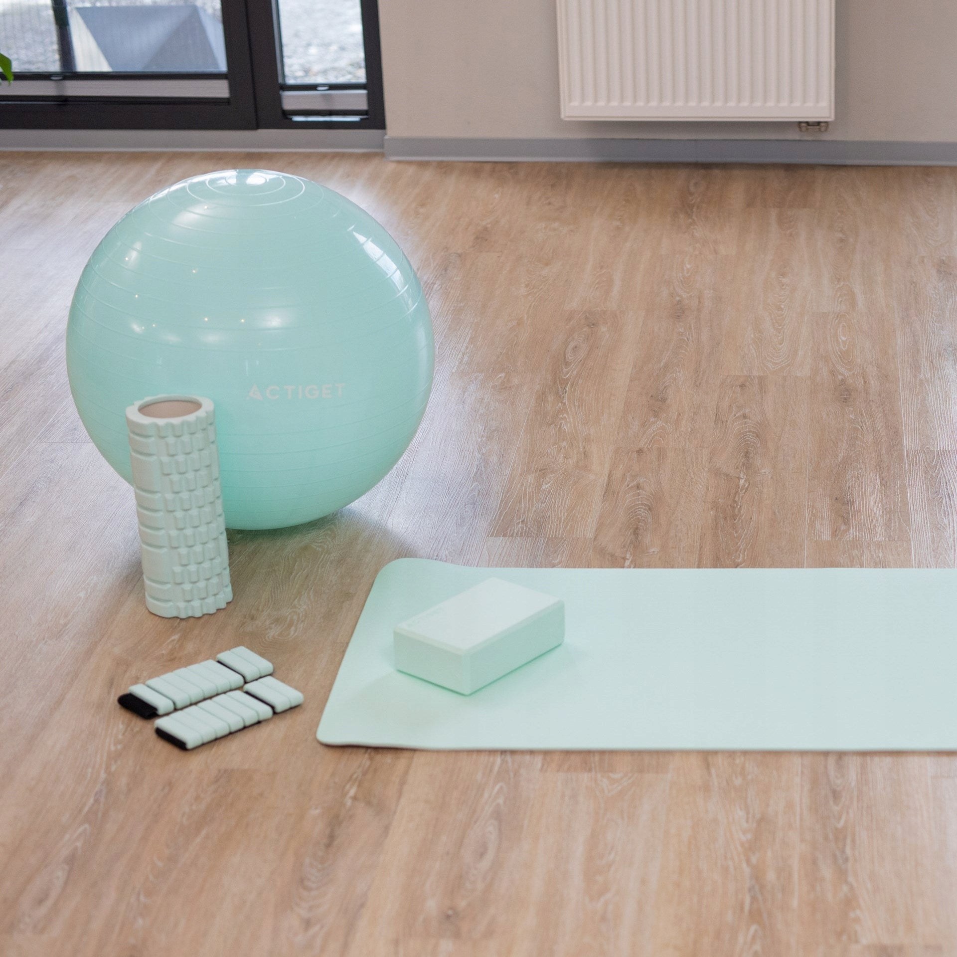 EXERCISE YOGA MAT 180x60 FITNESS NON-SLIP TPE GYMNASTIC HANDLE Manufacturer code ACT0024