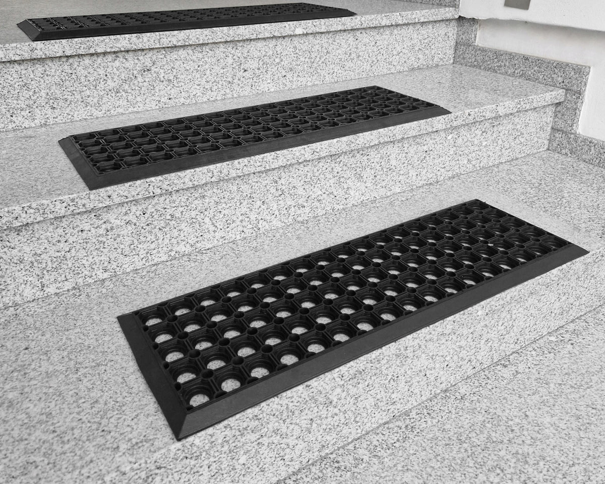 EXTERNAL STAIR COVERS RUBBER OPENWORK RUBBER FOR STEPS WITH OVERRUN 75 Brand Oxide