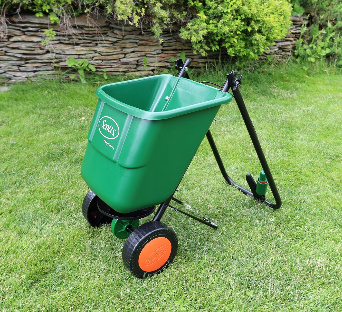 EasyGreen Rotary Fertilizer Seed Drill On Grass Seed Wheels Spreader Manufacturer code Siewnik ręczny rozsiewacz