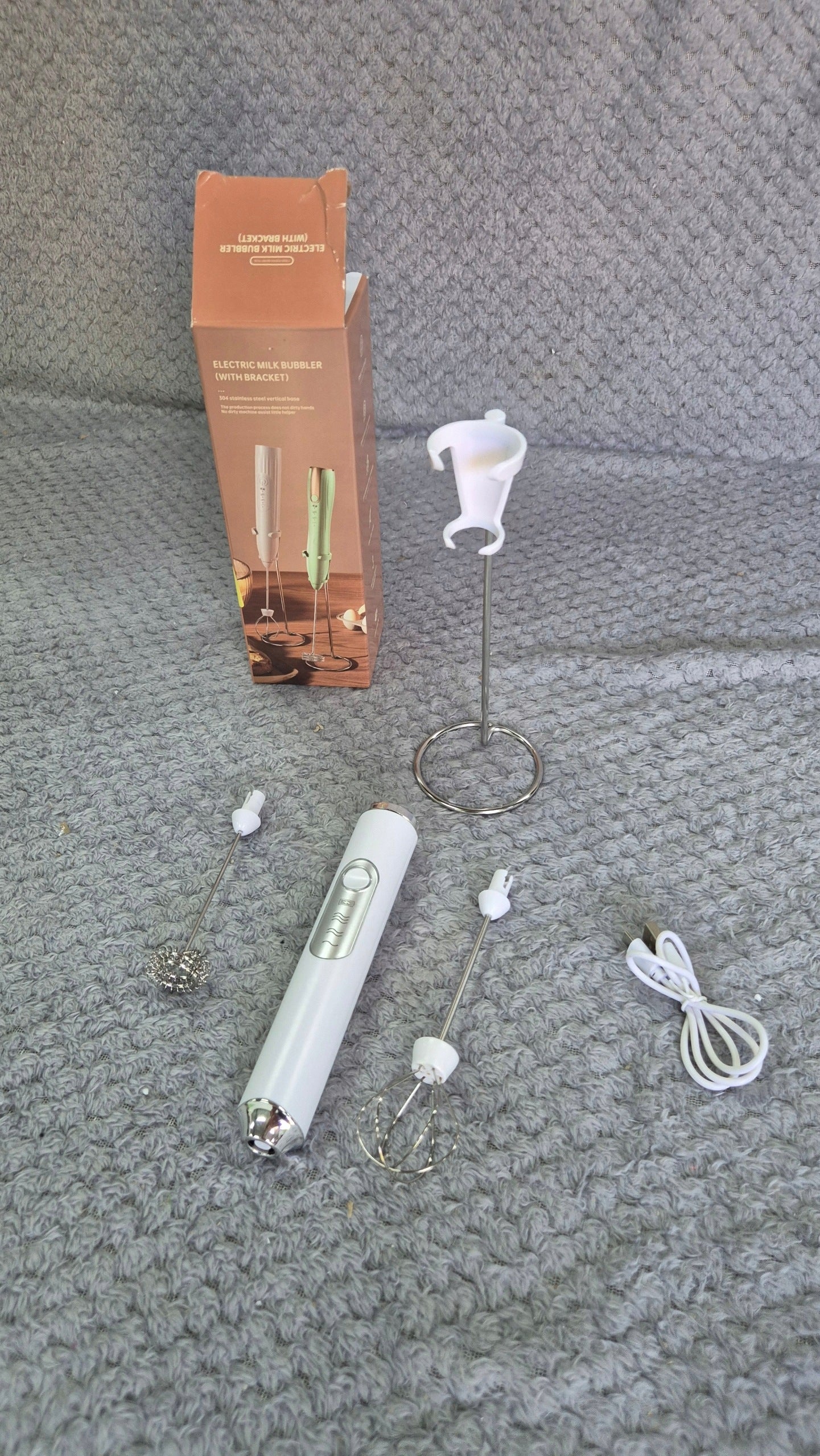 Electric Milk Foamer USB-C 3 Portable Tips Manufacturer code DCMX7GYBM