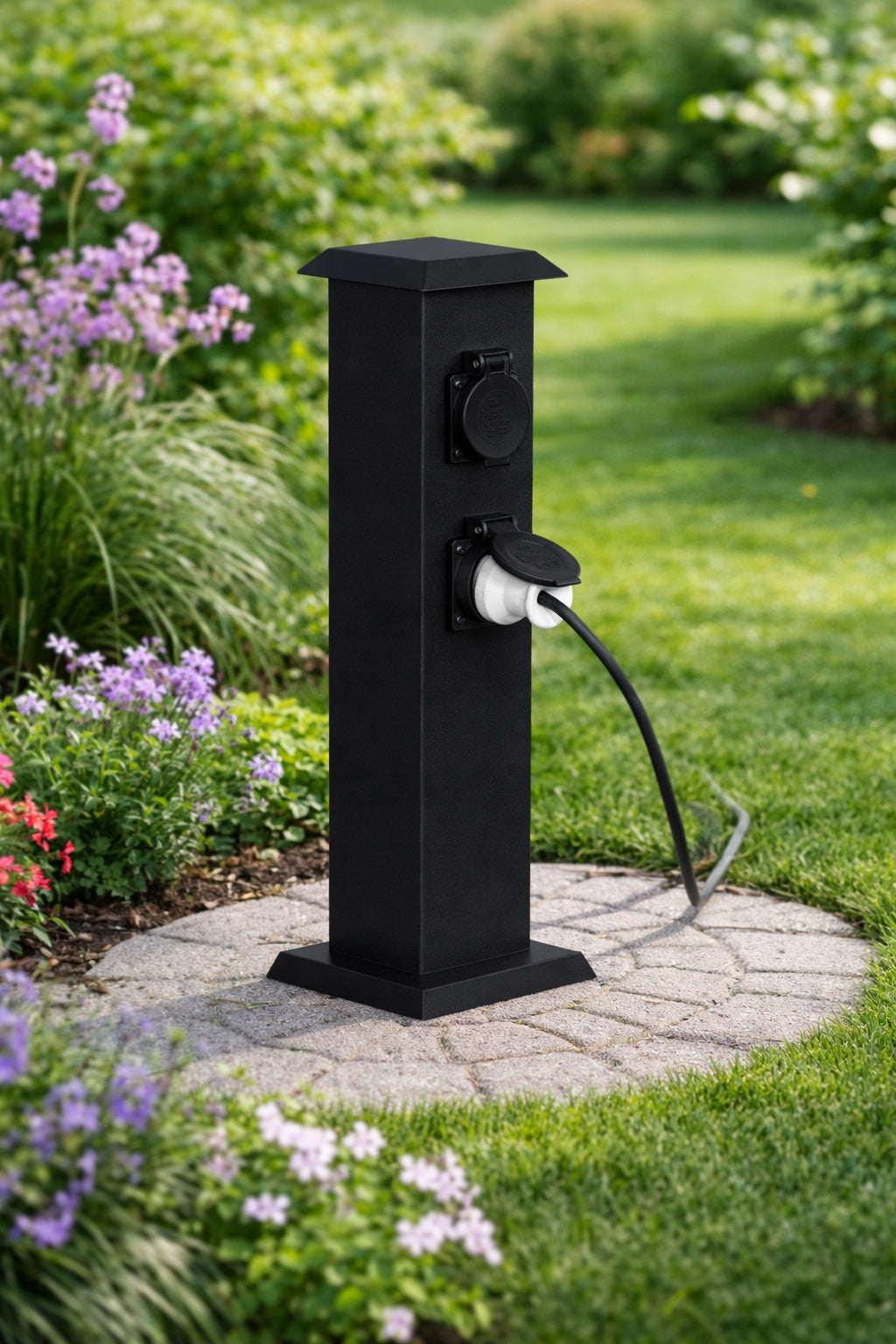 Electric garden post 4x hermetic socket 230V Color black