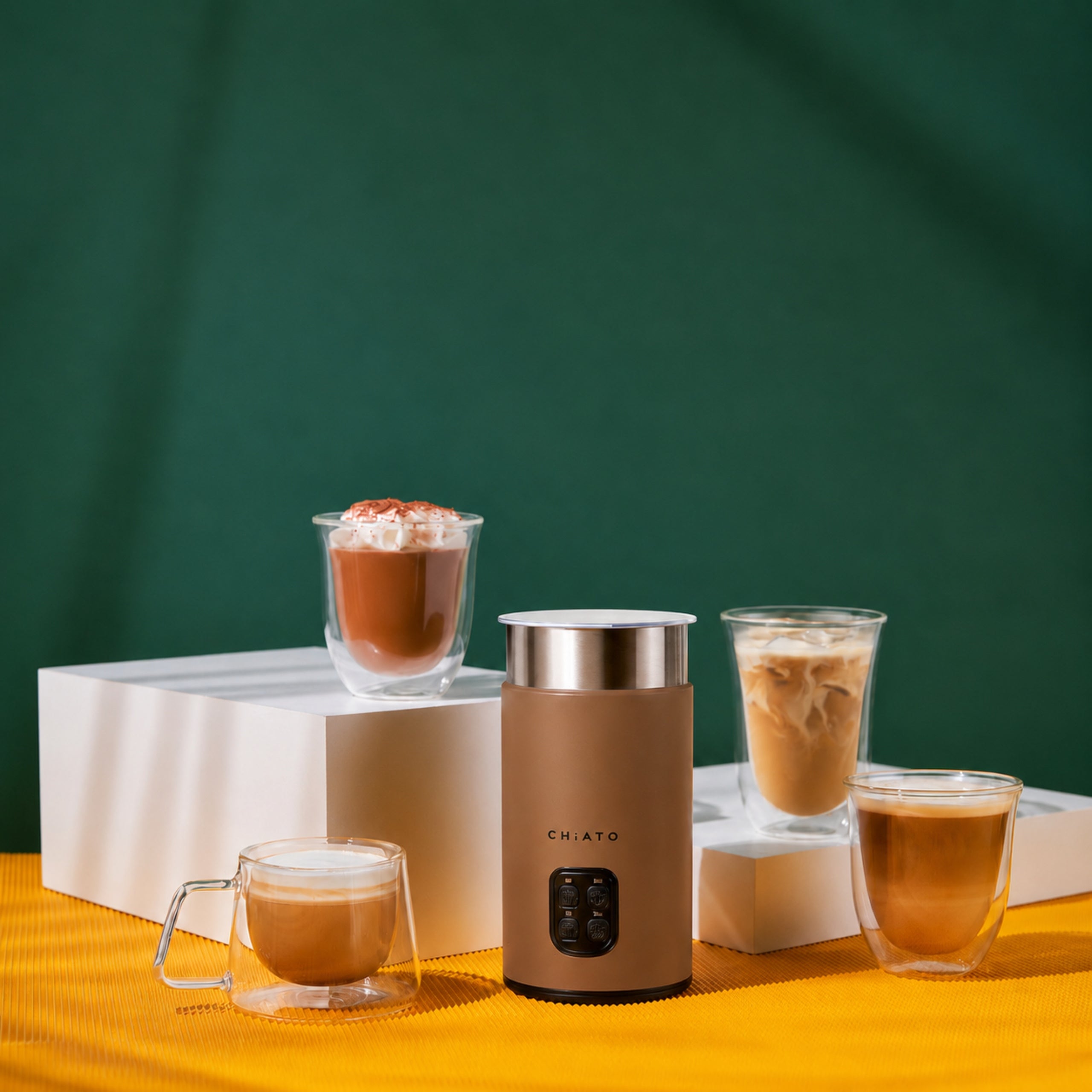 Electric milk frother CHiATO milkPLAY - brown Manufacturer code ChiatoFrotherBR