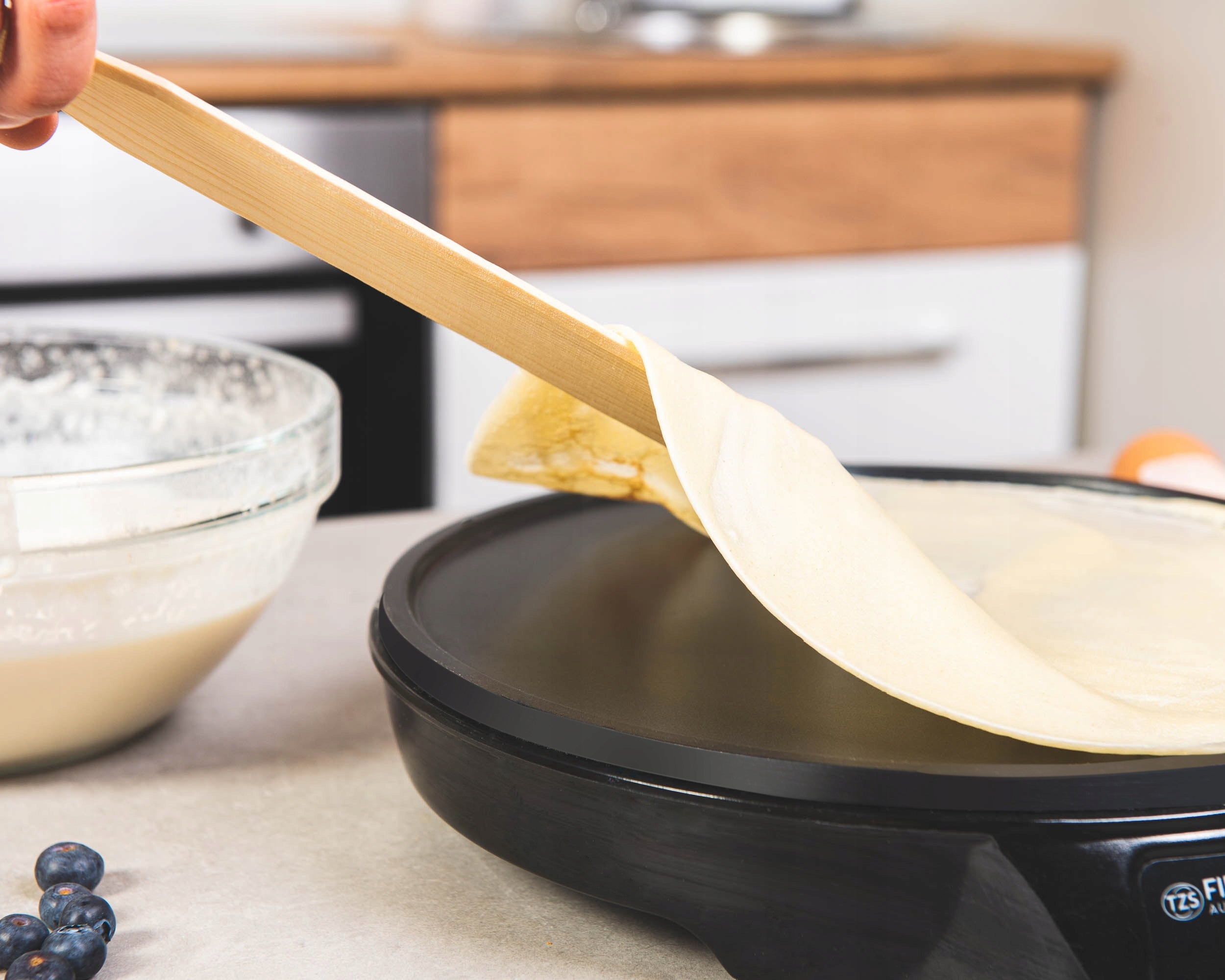 Electric pancake maker 30 cm 1000 W