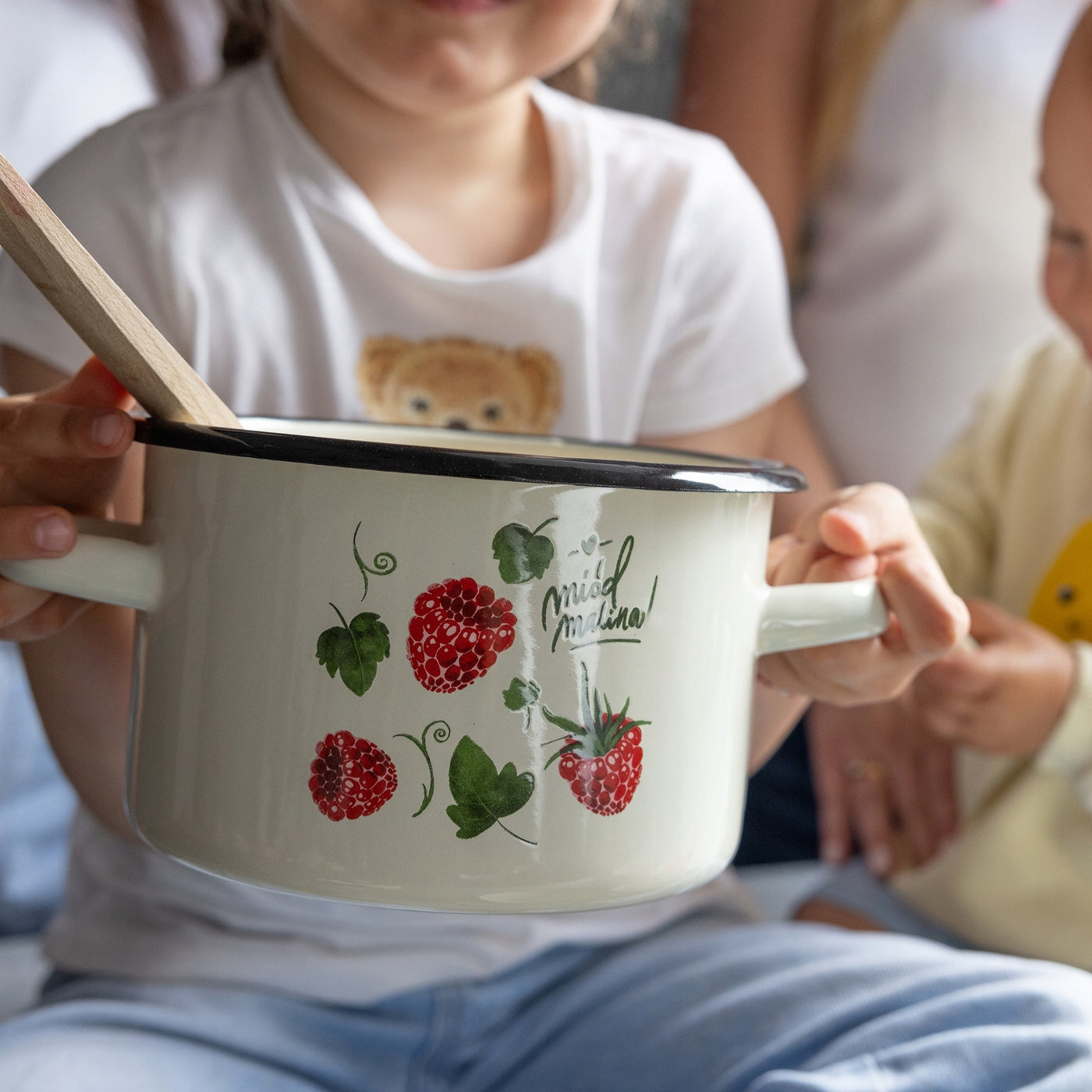 Enamel pot Emalia Pleszew Raspberry 18 cm 3,2L cream induction gas Packaging status original