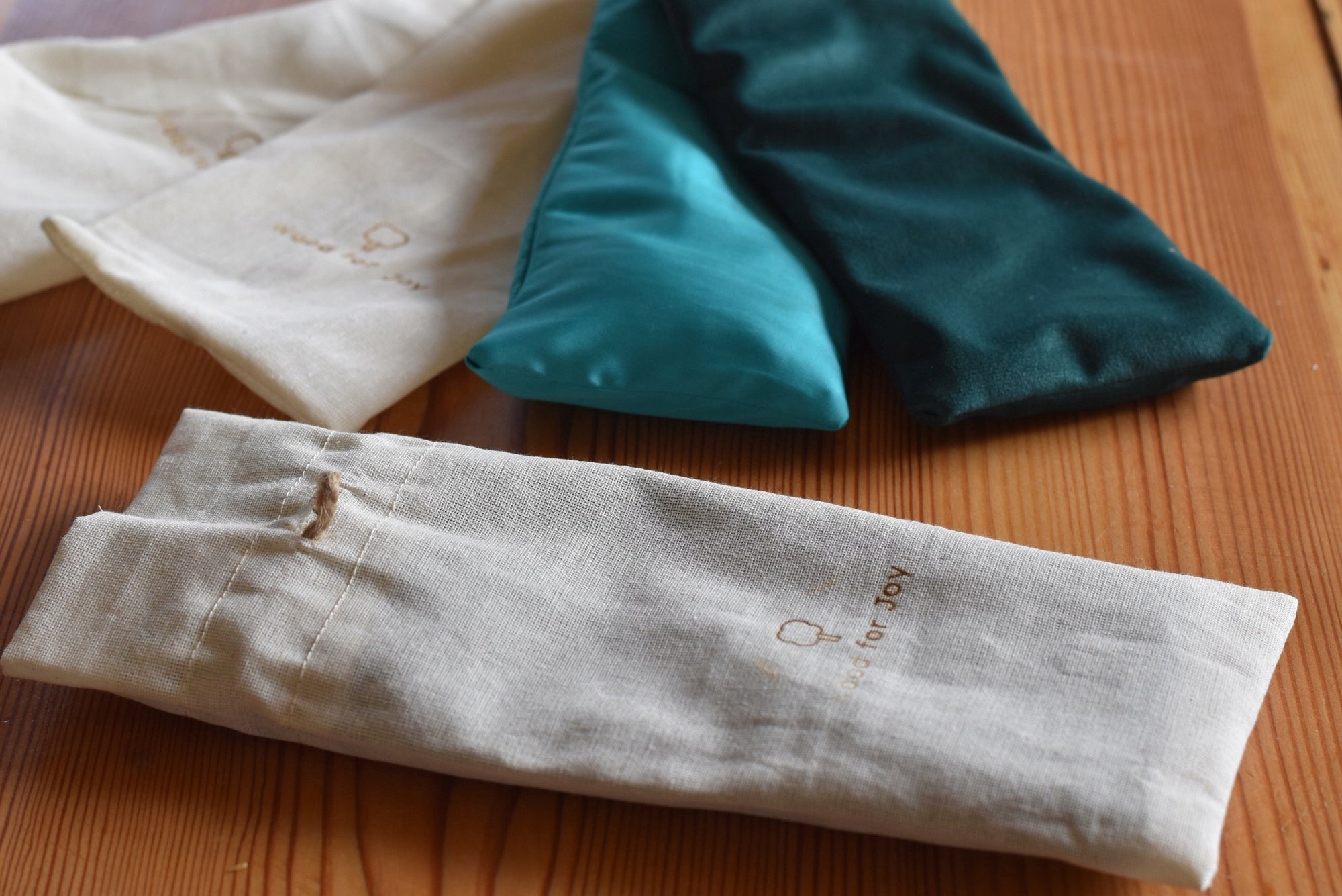 Eye Relaxation Bag Silk Weighted Plush