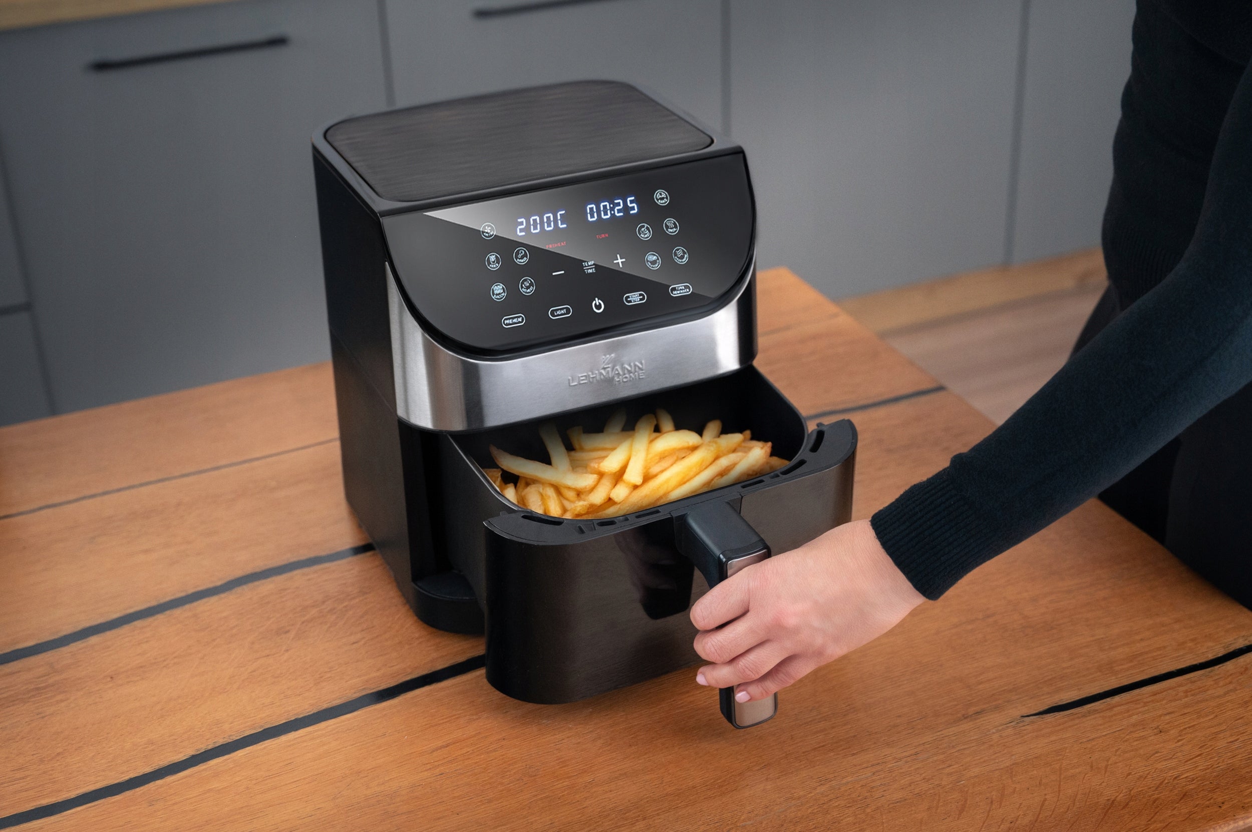 FAT-FREE AIR FRYER AIRFRYER LARGE 12 PROGRAMS 6l VIEWFINDER Manufacturer code FRYTKOWNICA BEZTŁUSZCZOWA FRYTOWNICA