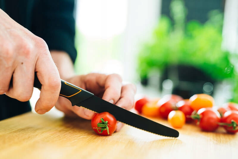 FISKARS EDGE TOMATO KNIFE 13CM STAINLESS STEEL Brand Fiskars