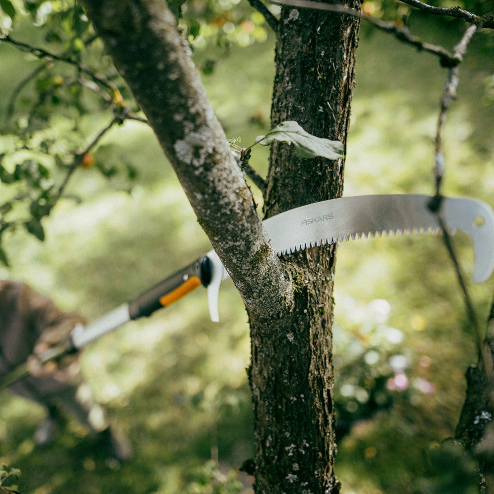 FISKARS Saw head with hook for cutting garden branches on OneClick pole Manufacturer code piłowania skracania konarów drzew krzewów