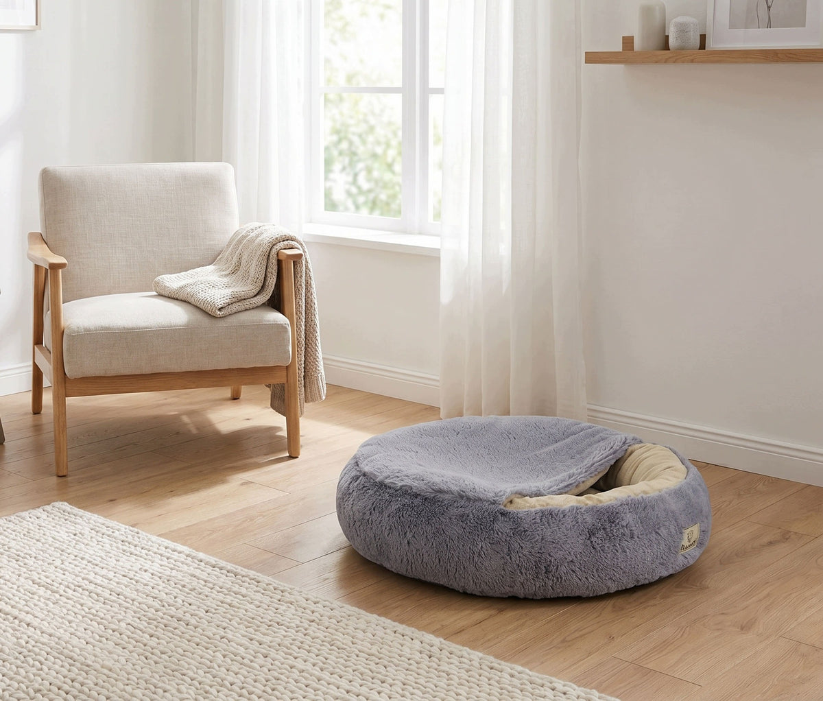 FLUFFY dog bed 70 cm light grey cloud with visor Manufacturer code SHAGGYDACH70J-SZBuySpace