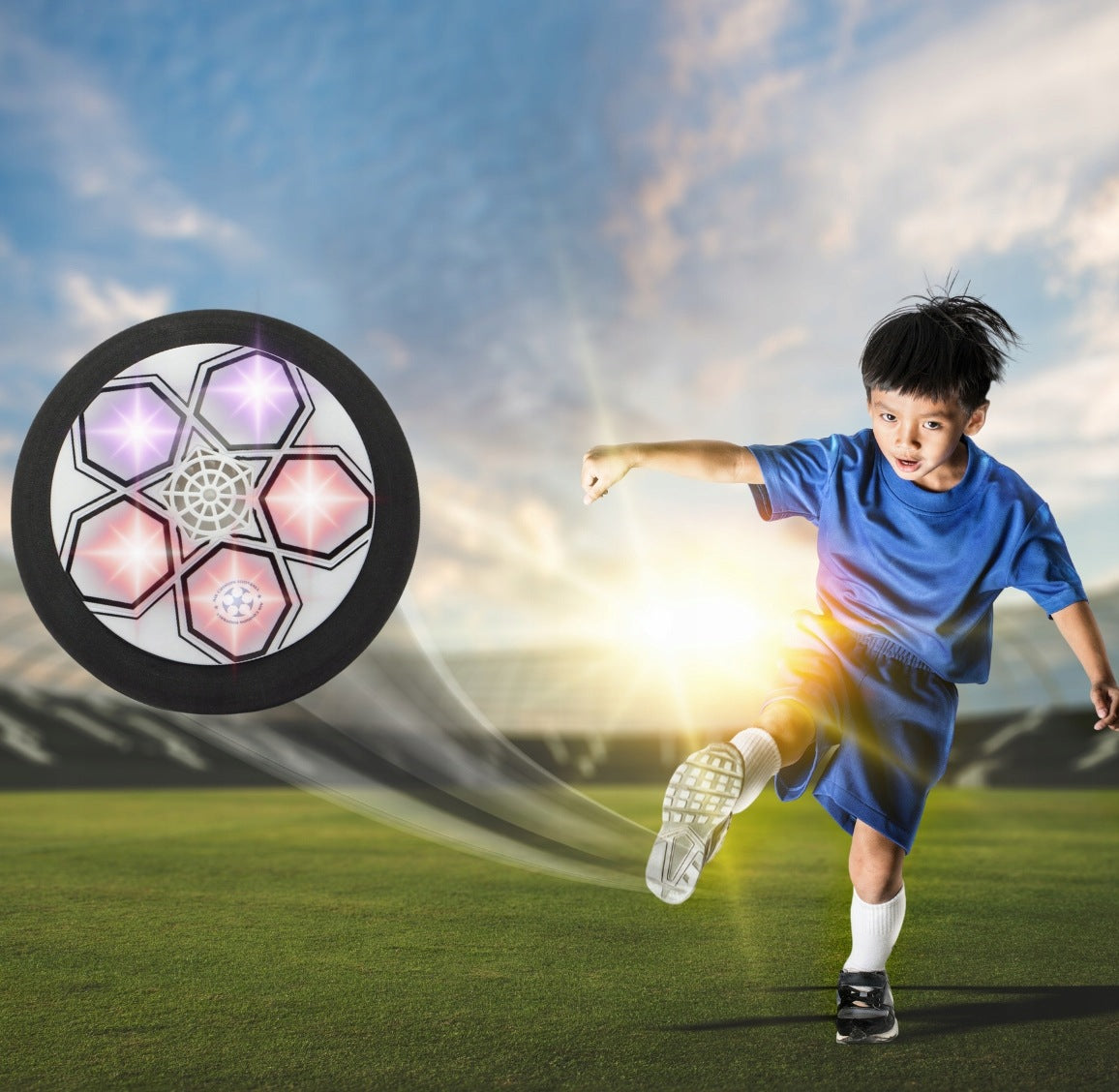 FLYING LEVITATING LED FOOTBALL GLOWING CYMBERGAJ HOVERBALL GAME DISC Kid's age 3＋ years