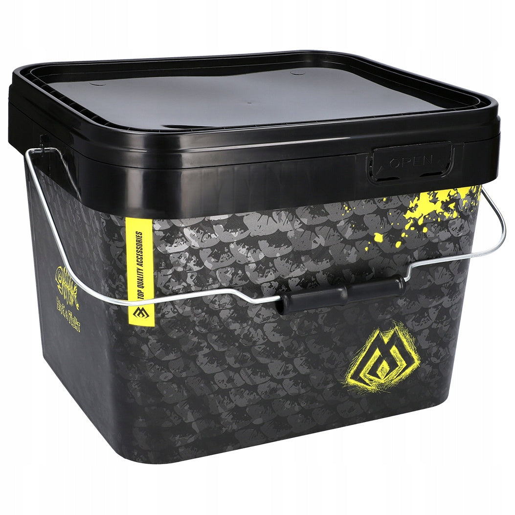 Fishing BUCKET FOR BAIT SQUARE 10L MIKADO Color black