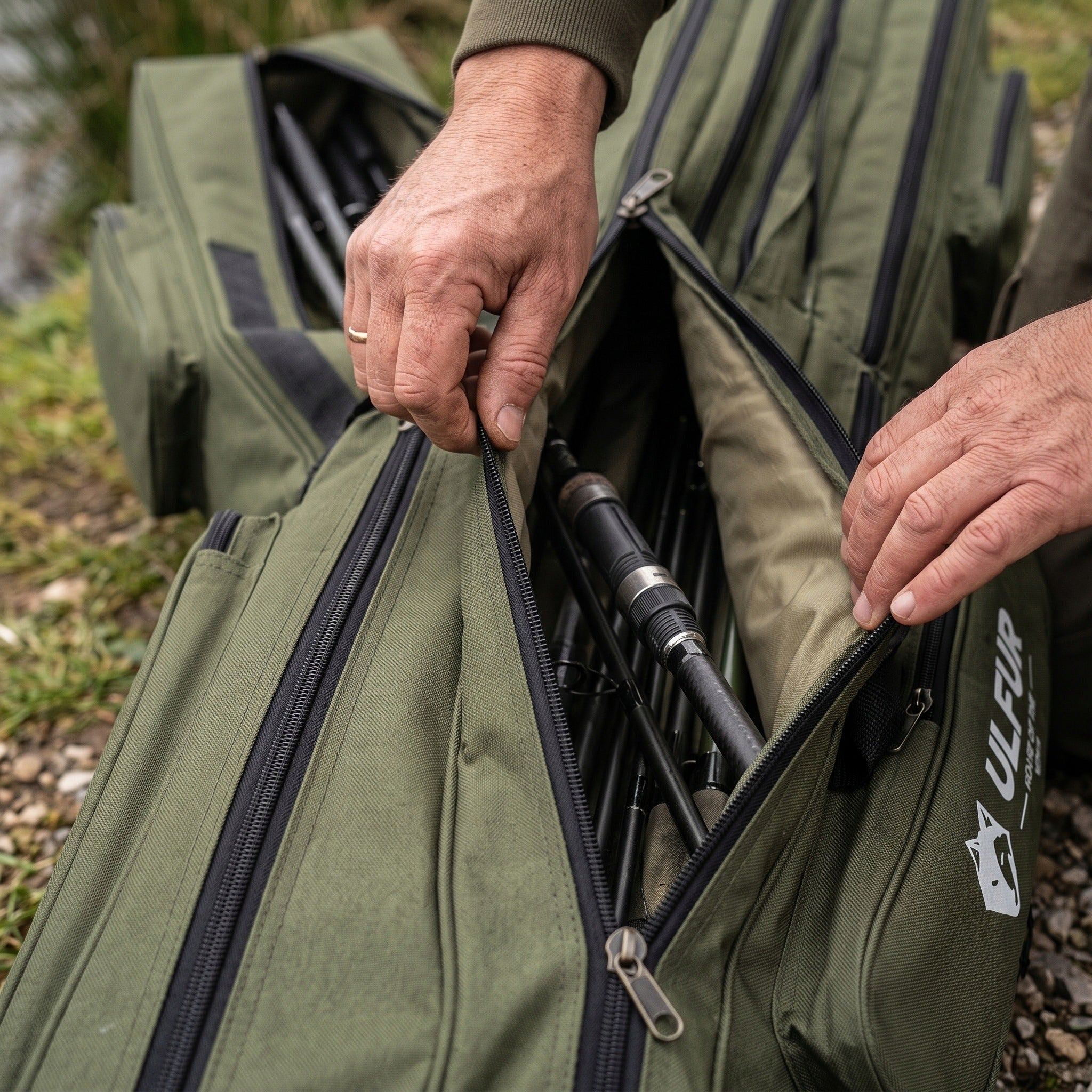 Fishing Rod Cover 140cm 3 Compartments Pockets for Fisherman Waterproof Ulfur Manufacturer code UF72603