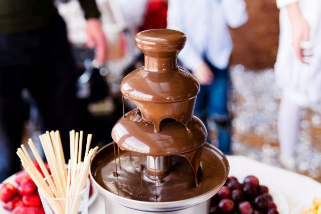 Fountain for chocolate fondue Nostalgia CFF-900 stainless steel Manufacturer code B09TL3MD9N