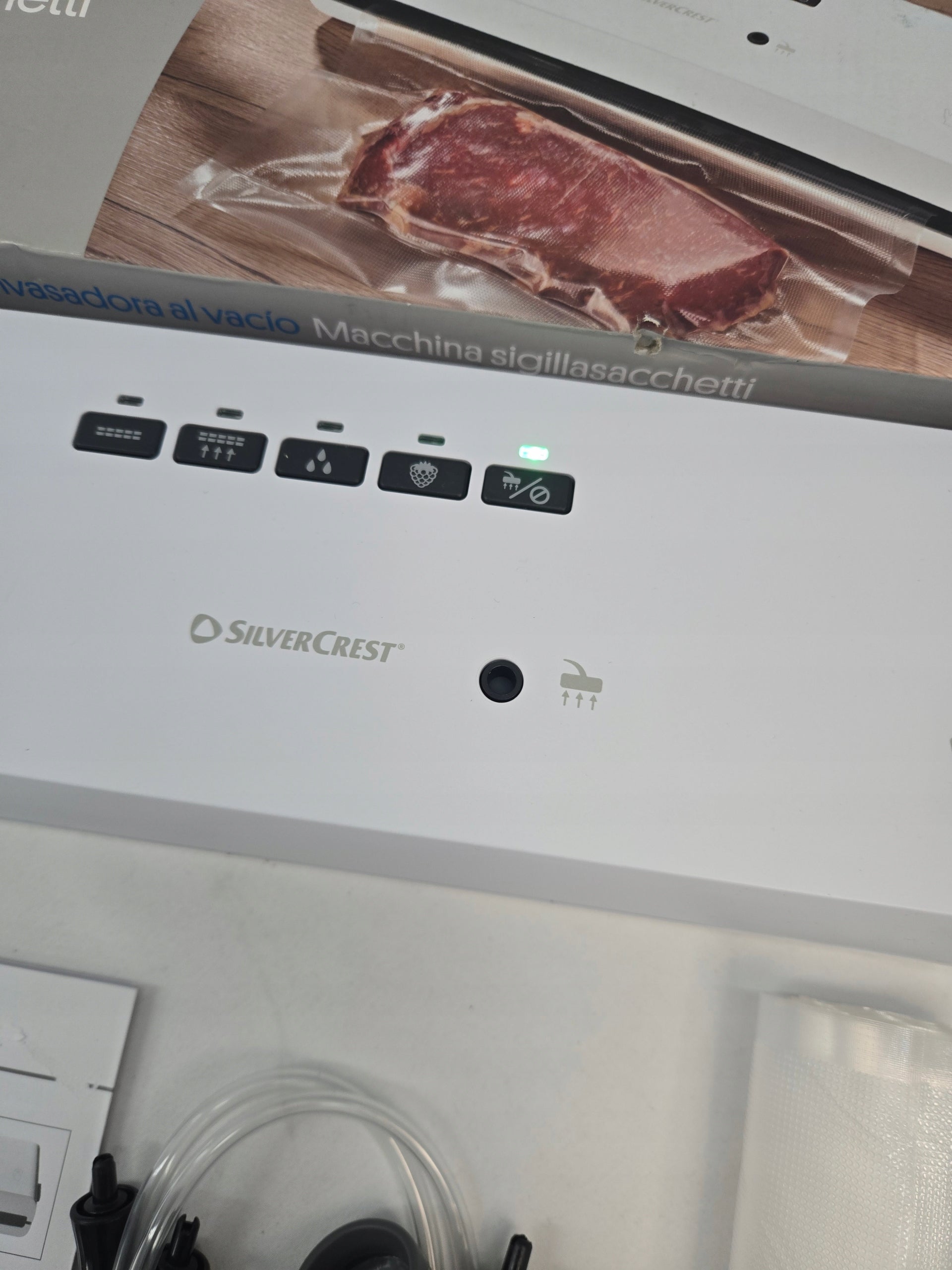 G448 SILVERCREST SV130 A1 VACUUM SEALER WHITE 130W Model SV130 A1