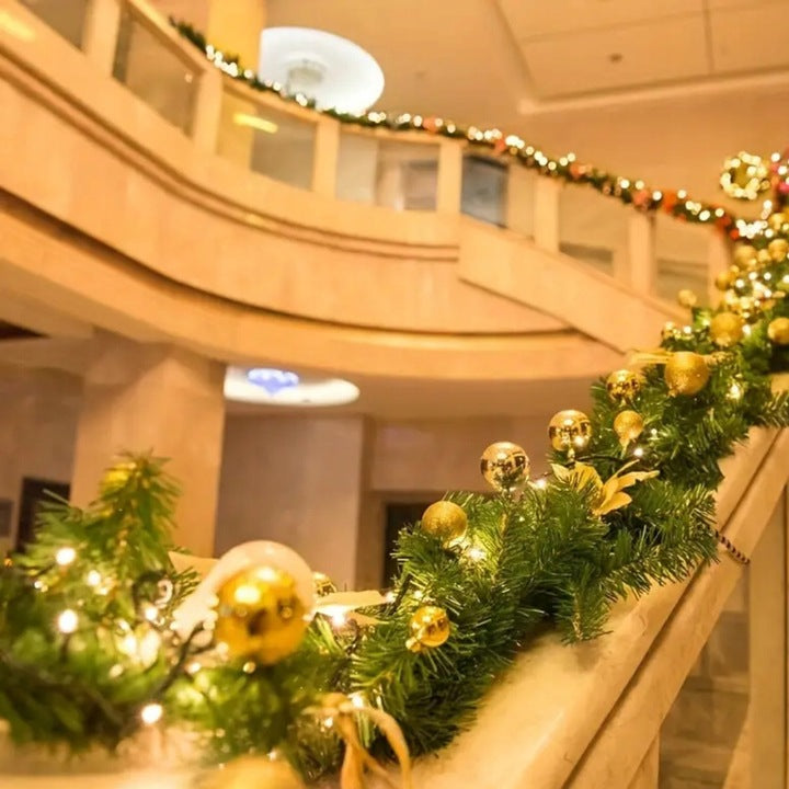 GARLAND LONG ARTIFICIAL GREEN DENSE CHRISTMAS TREE CHAIN 2,7M Manufacturer code GIRLANDA GĘSTA