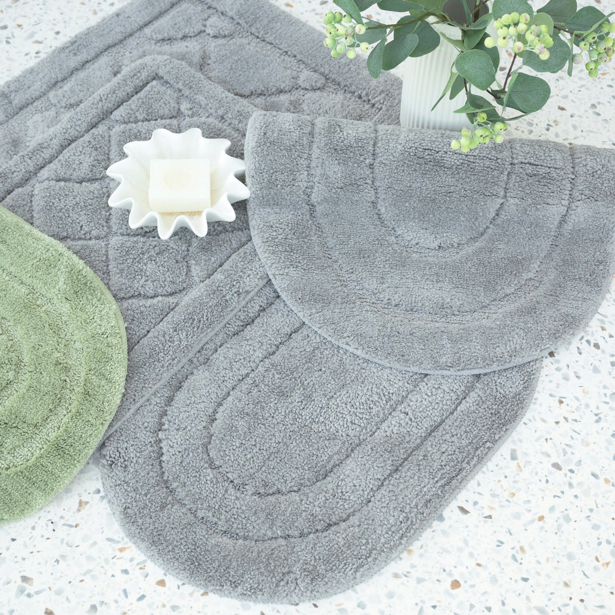 GRAY BATHROOM rug, ANTI-SLIP, WASHABLE, SOFT, ABSORBENT, 40x60CM Manufacturer code 507776