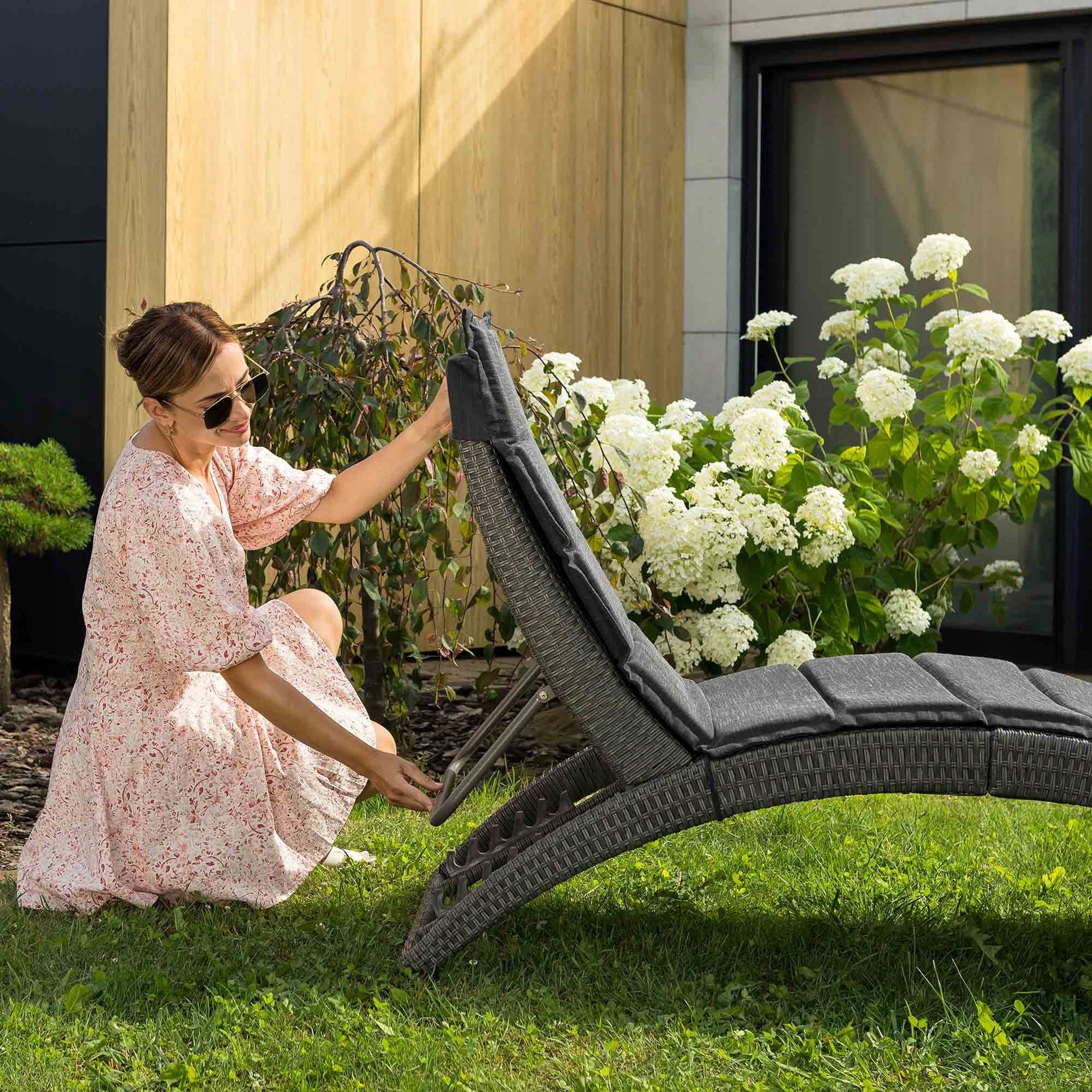 Garden Lounger Adjustable Folding Couch Adjustable Technorattan Terrace Manufacturer code DV-013HML szary