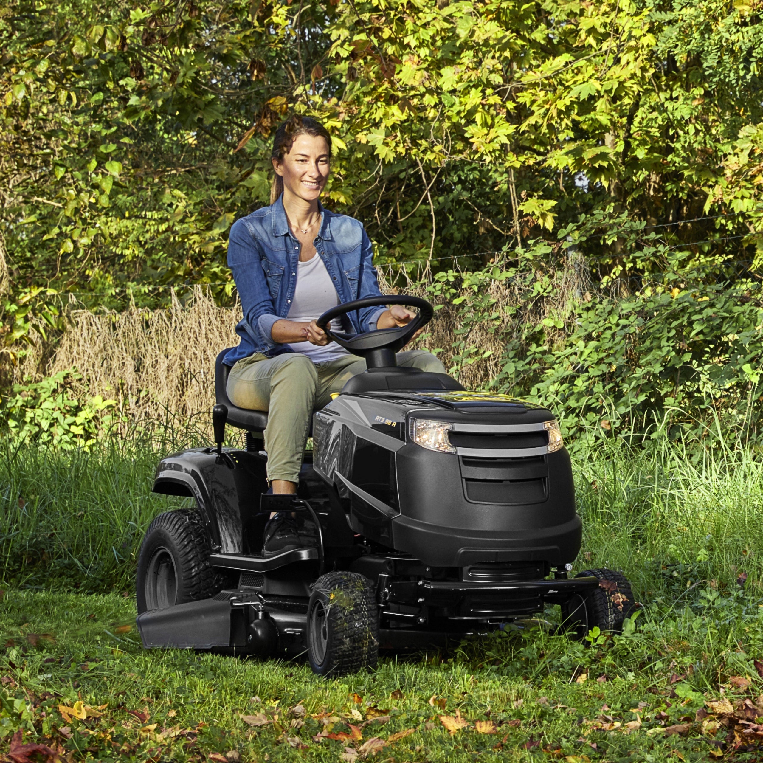 Garden tractor mulching side ejection Alpina AT3 98 A 352cm³ 4500m² Packaging status original