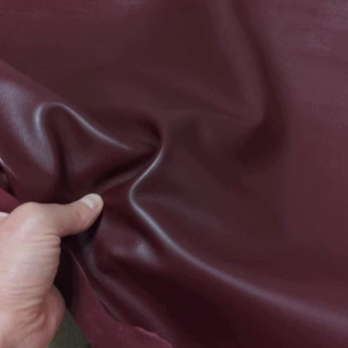 Genuine grain leather Smooth Aries Bordo 1 mm Meaty 0,45 m2