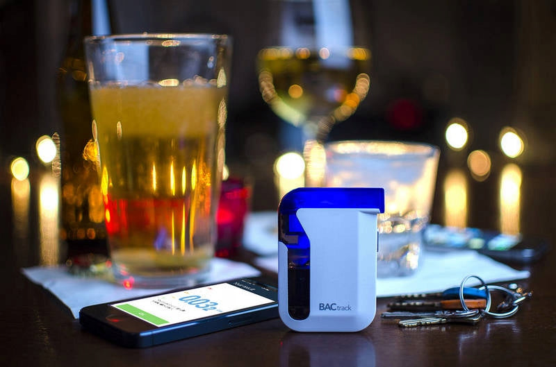 Gift Breathalyzer BACtrack Mobile Bluetooth BT-M5 Packaging status original