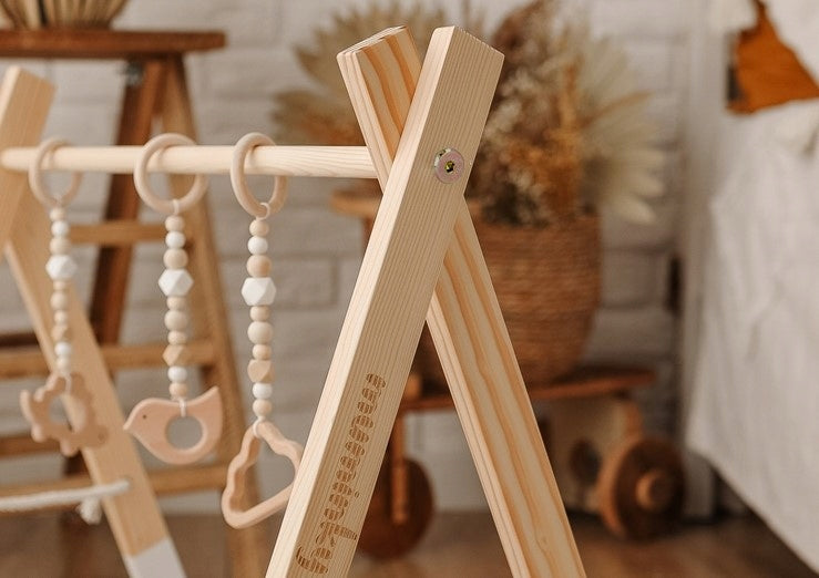 Gymnastic Stand Educational Baby Gym + 3 Pendants + Mat Set Natural Manufacturer code natural