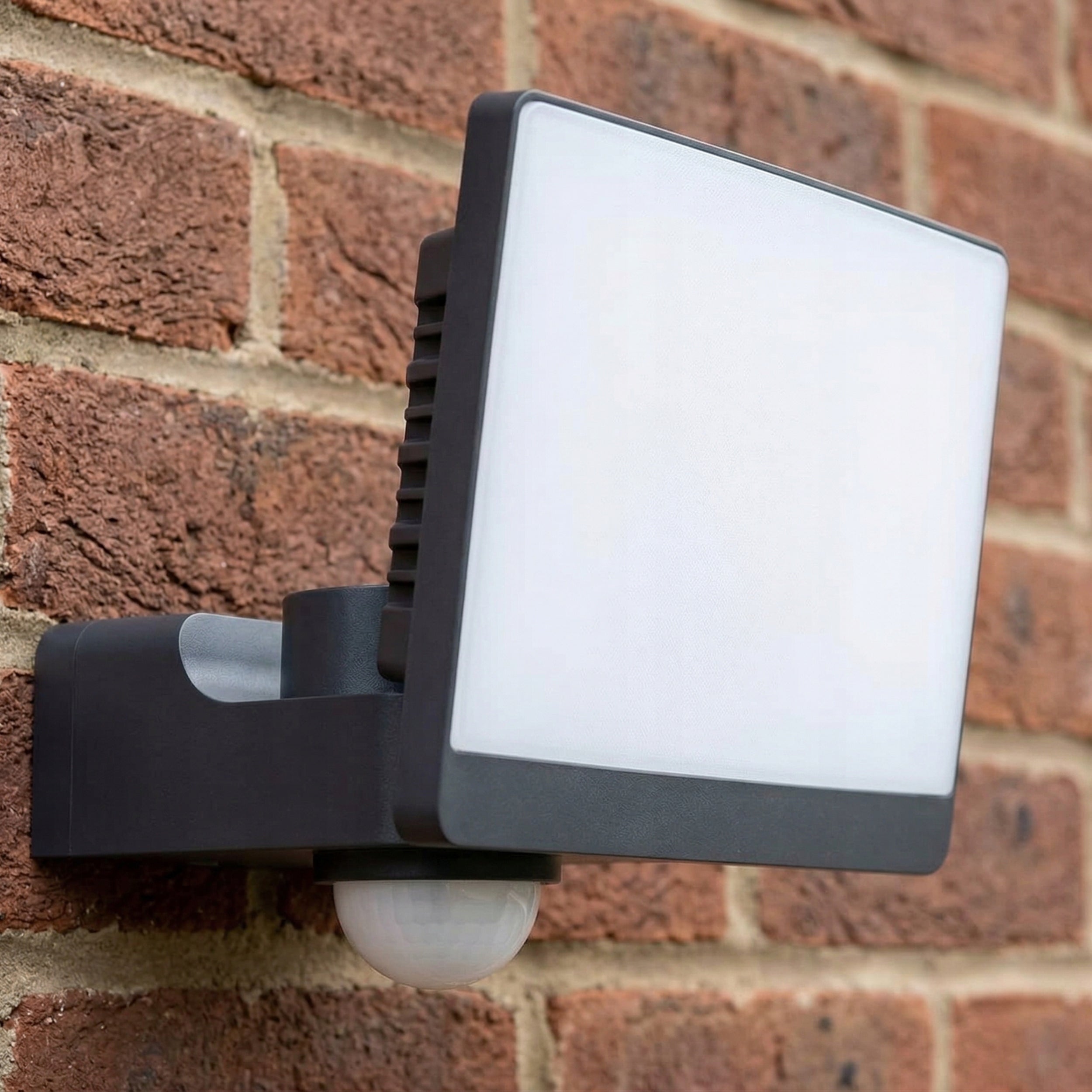 HALOGEN LED FLOODLIGHT WITH 30W SENSOR EFFICIENT MODERN ADJUSTABLE Rated power 30 W