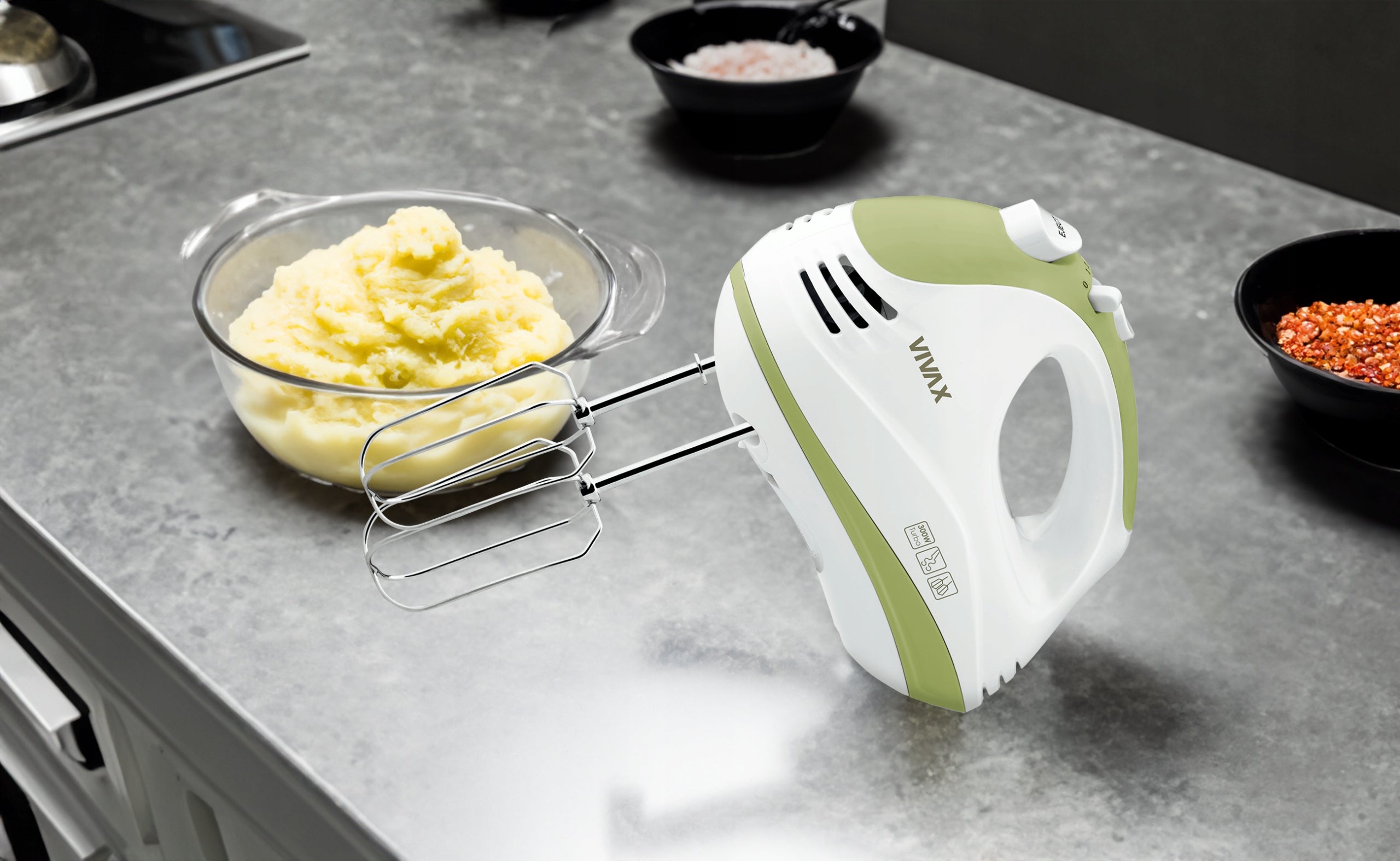 HAND MIXER VIVAX TURBO 300W STAINLESS STEEL MIXERS AND WHISKS Manufacturer code HMWG