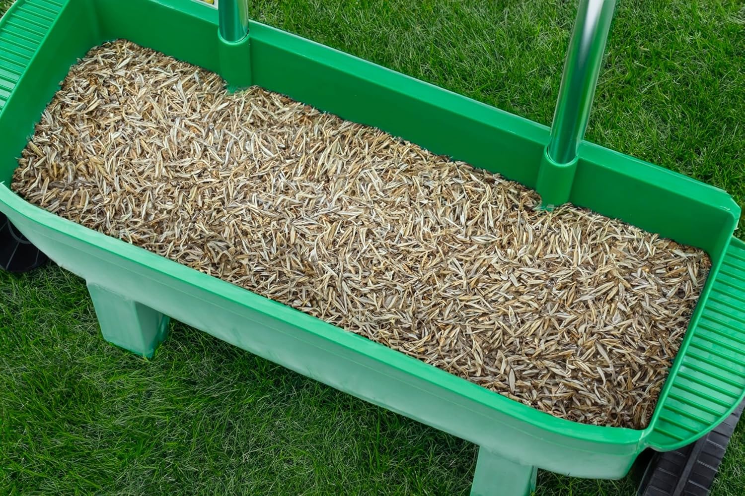 HAND SEED DRILL GARDEN GRASS SEED SPREADER SAND SALT FERTILIZER 12L Manufacturer code 10-1012
