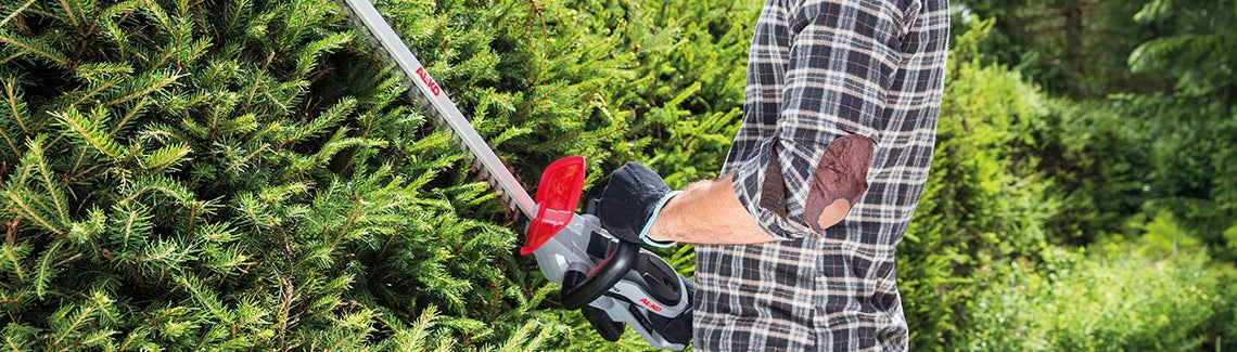 HEDGE TRIMMER SOLO BY AL-KO 55 CM 0,9 KM REG. HANDLE Engine displacement 22 cm³