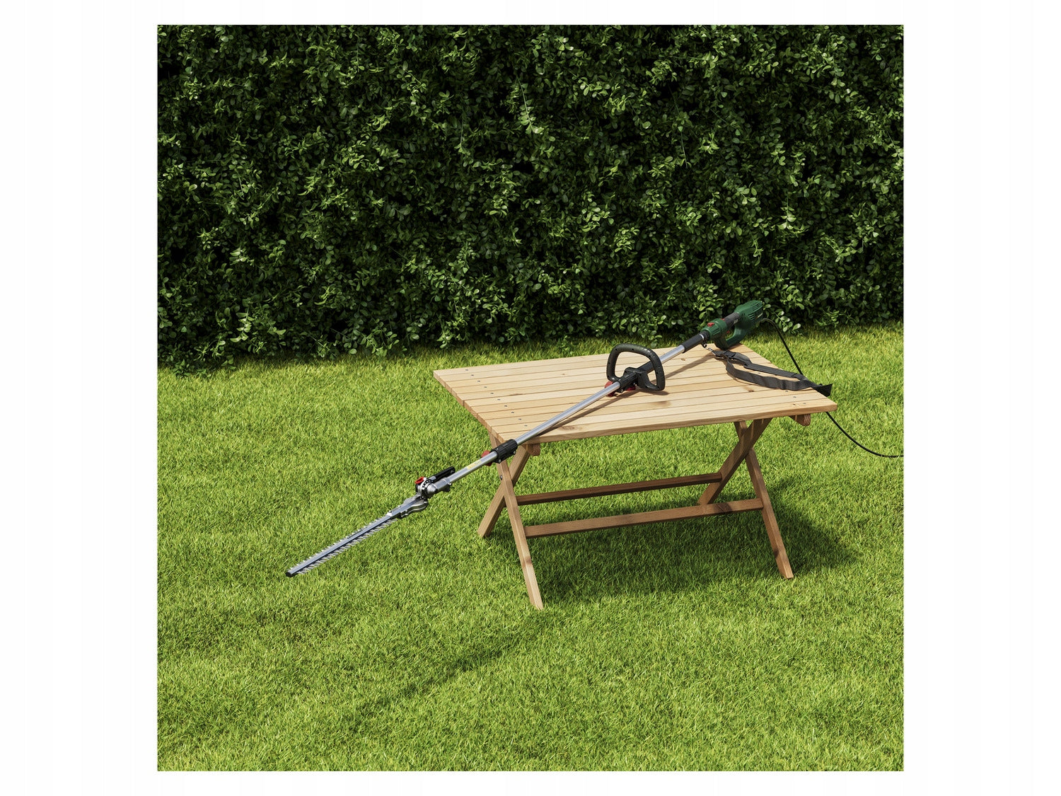 HEDGE TRIMMERS ELECTRIC TRIMMING Parkside PEHSL TELESCOPIC Maximum cut branch thickness 15 mm
