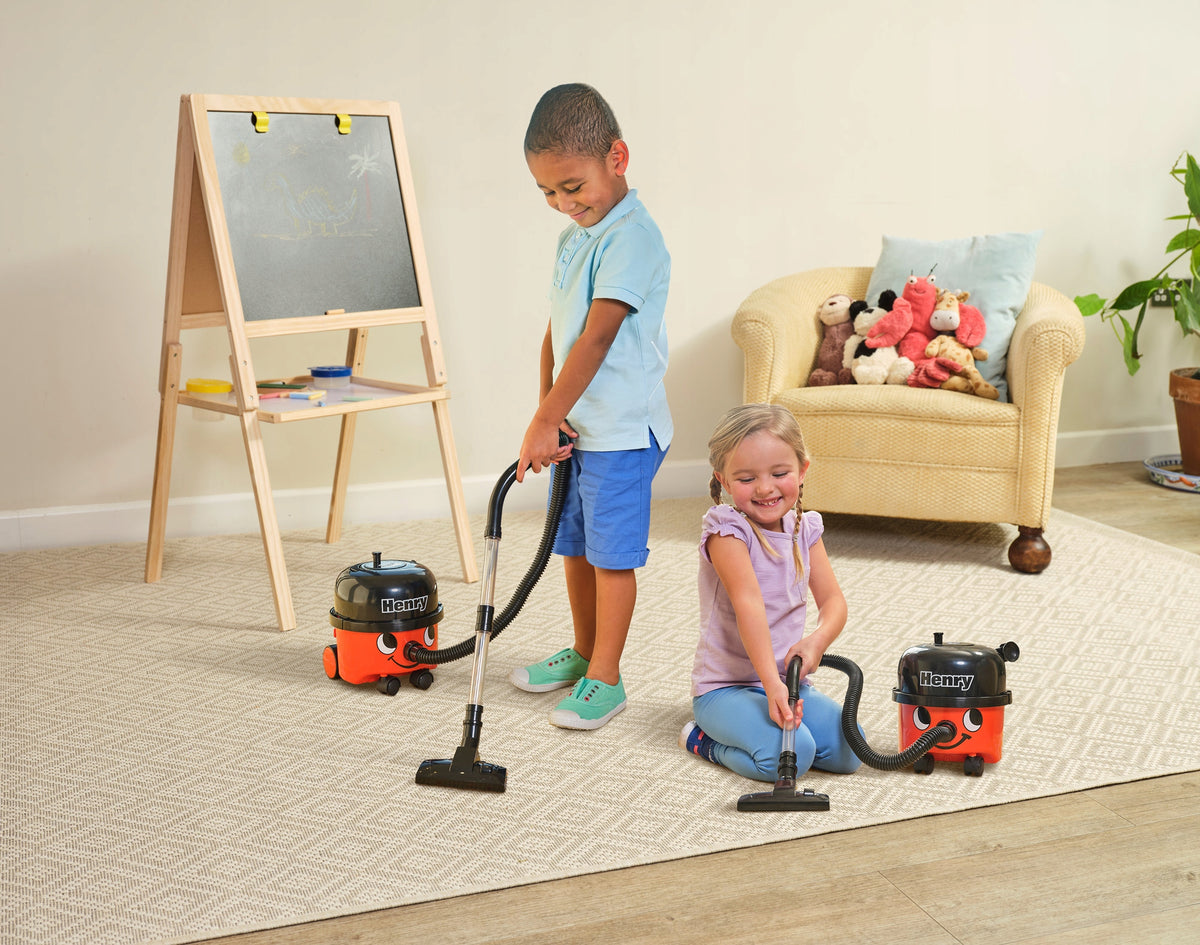 HENRY VACUUM CLEANER FOR CHILDREN RED SUCTION FUNCTION CASDON EAN (GTIN) 5011551001199