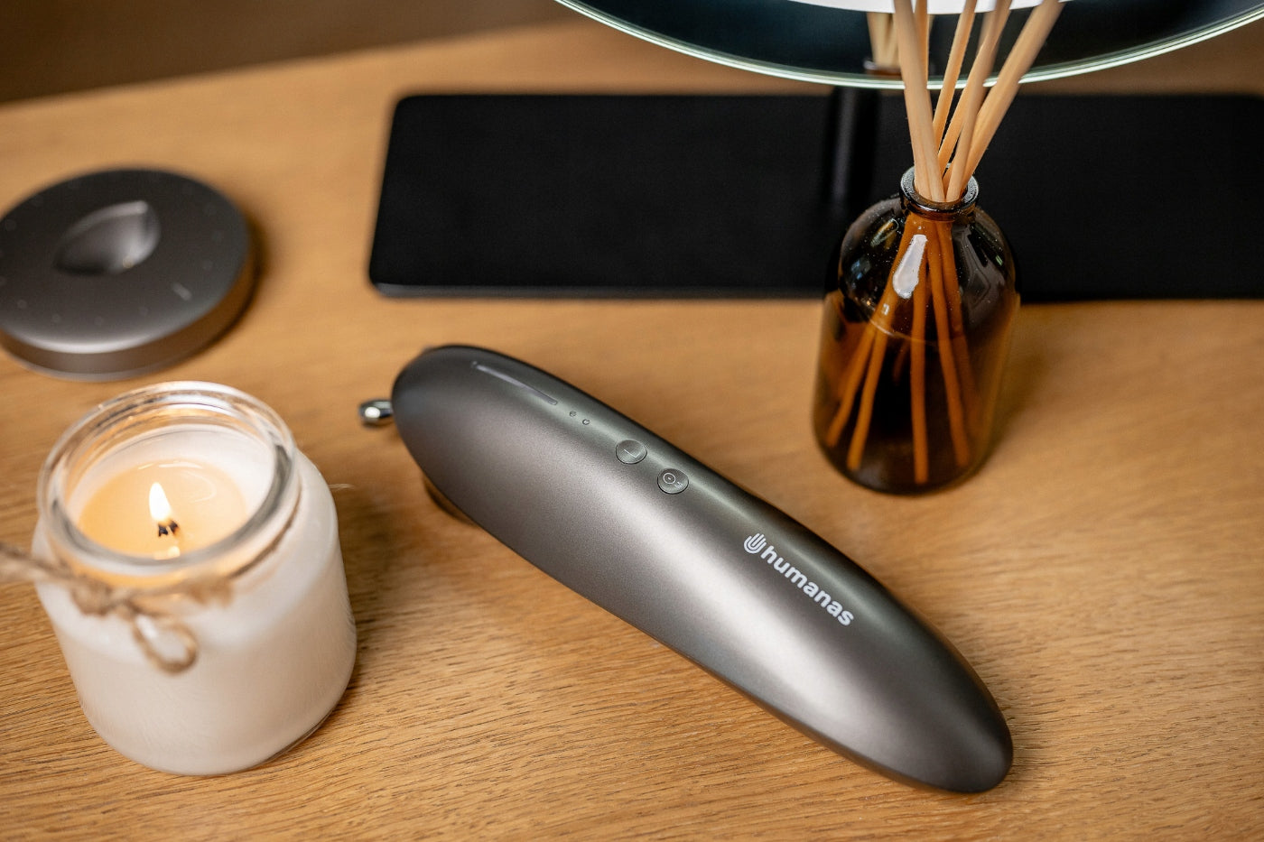 HUMANAS SONIC MASSAGER FOR FACIAL FIRMING ULTRASONIC EMS LIFTING Packaging status original
