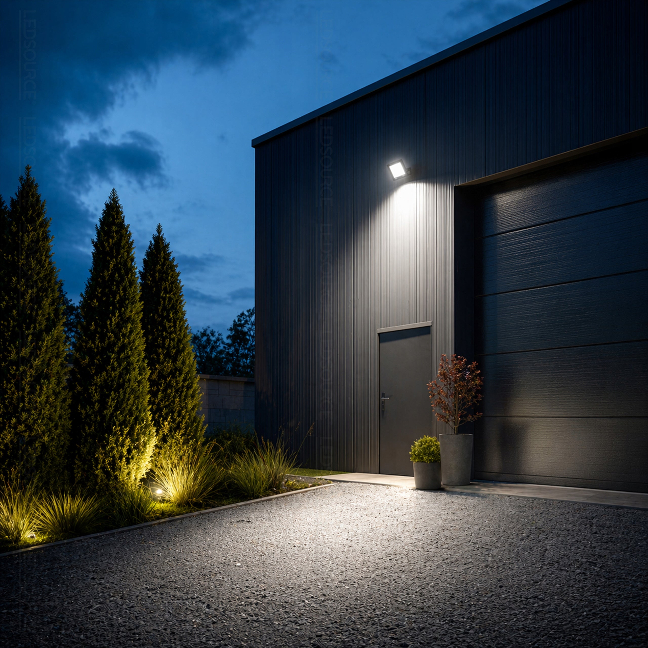 Halogen Headlight 100W 11000lm Work Lamp Floodlight Waterproof Slim Packaging status original